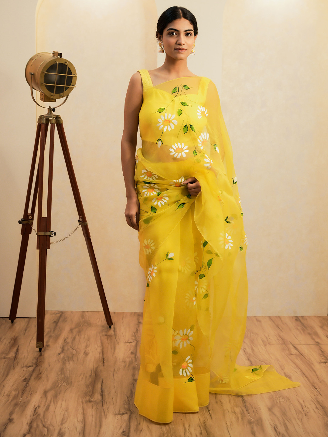 Mangalmay By Aastha Floral Organza Saree