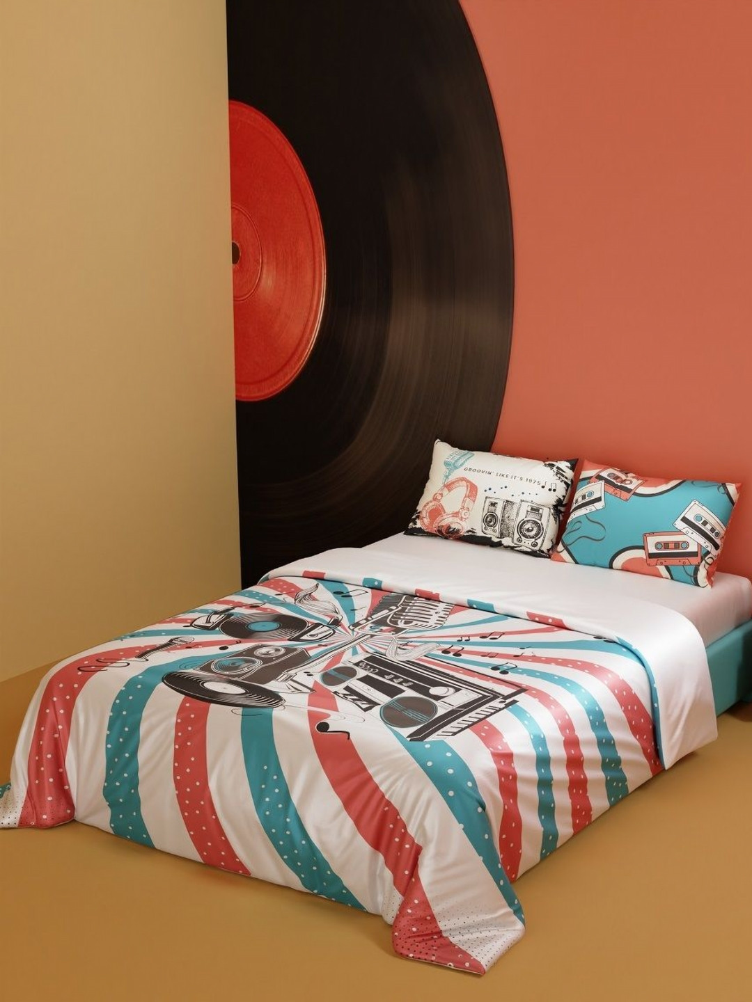 QuirkLoom Cream-Coloured & Blue Striped AC Room 150 GSM Double Bed Comforter