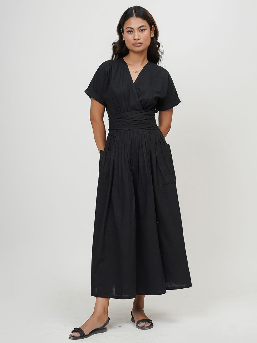 Tailor Didi Rei Women Solid Tie-Up Fit & Flare Midi Dress