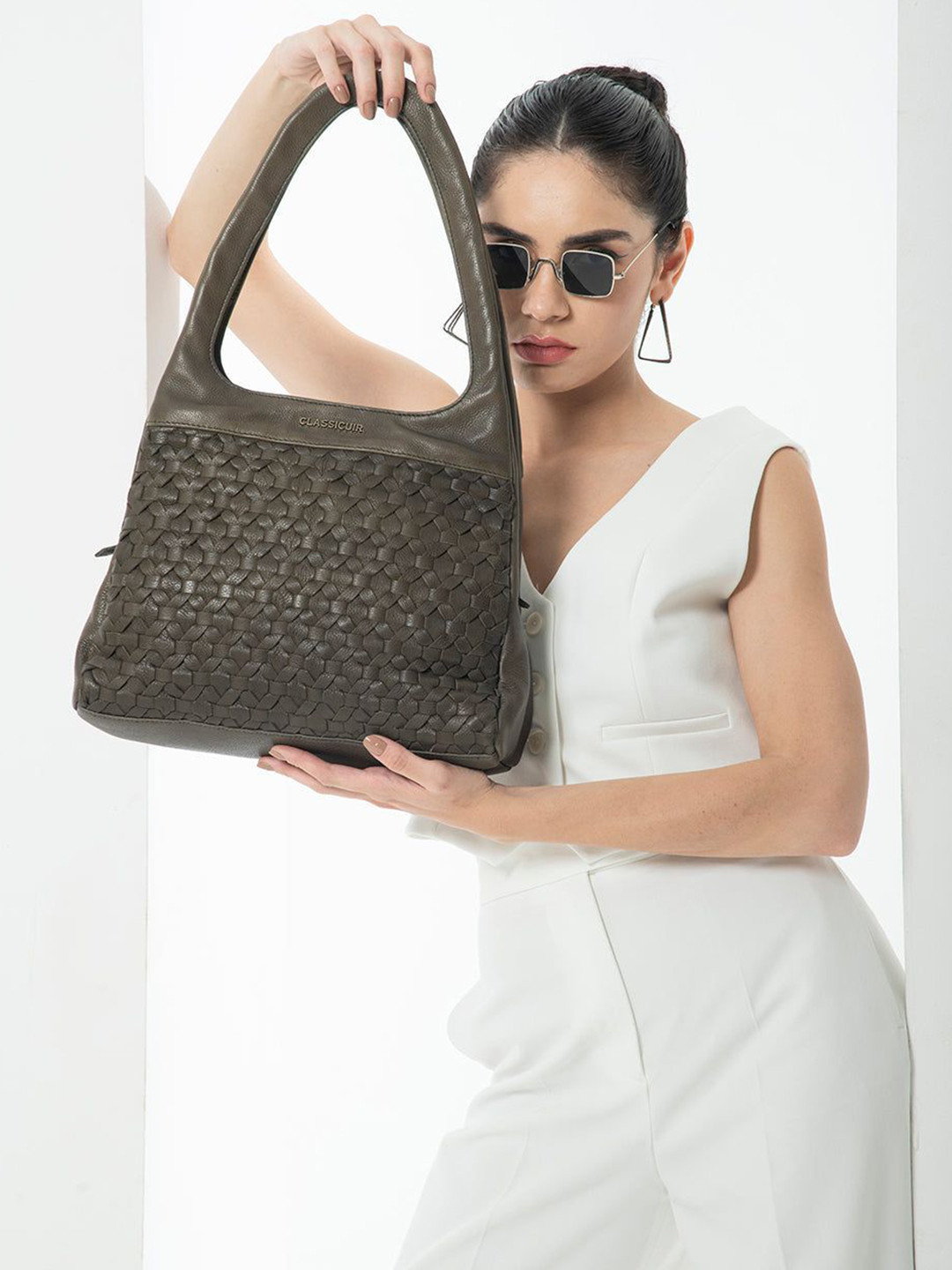 CLASSICUIR Nantes Cross Weave Shoulder Bag