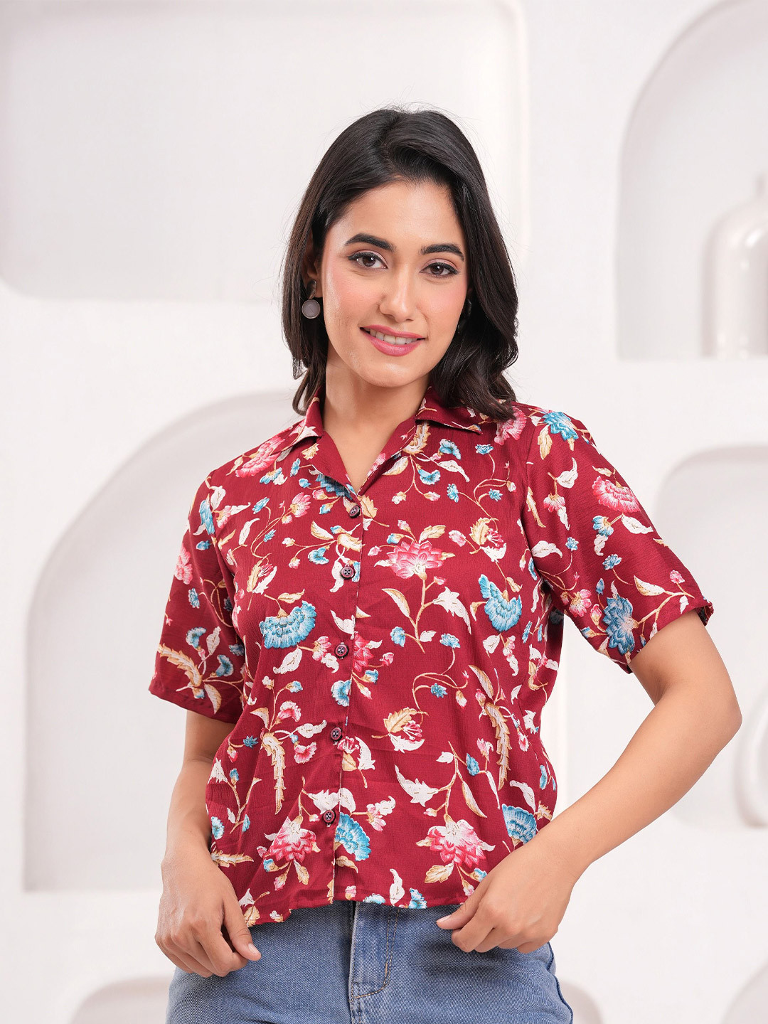 CELEBRAVO Floral Print Georgette Crop Top
