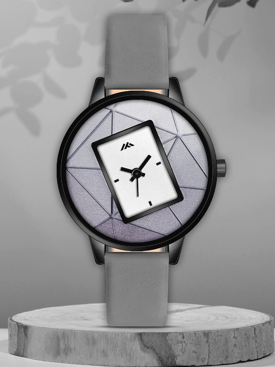 DOUBLERUN Women Dial & Leather Straps Analogue Multi Function Watch H05NMT-562