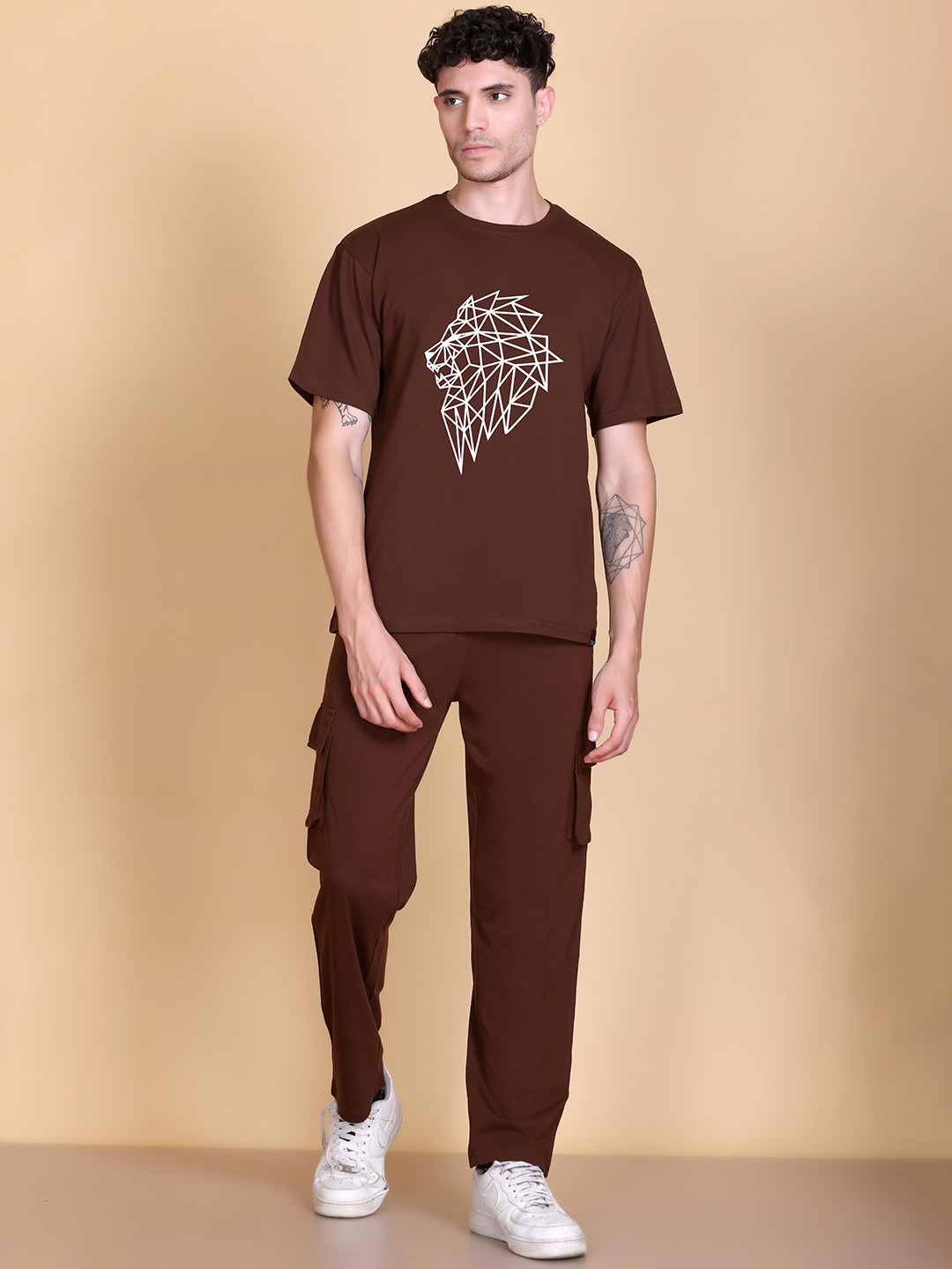TOGS & TERRE Men's Printed Brown Round Neck T-Shirt With Trousers Co-Ords