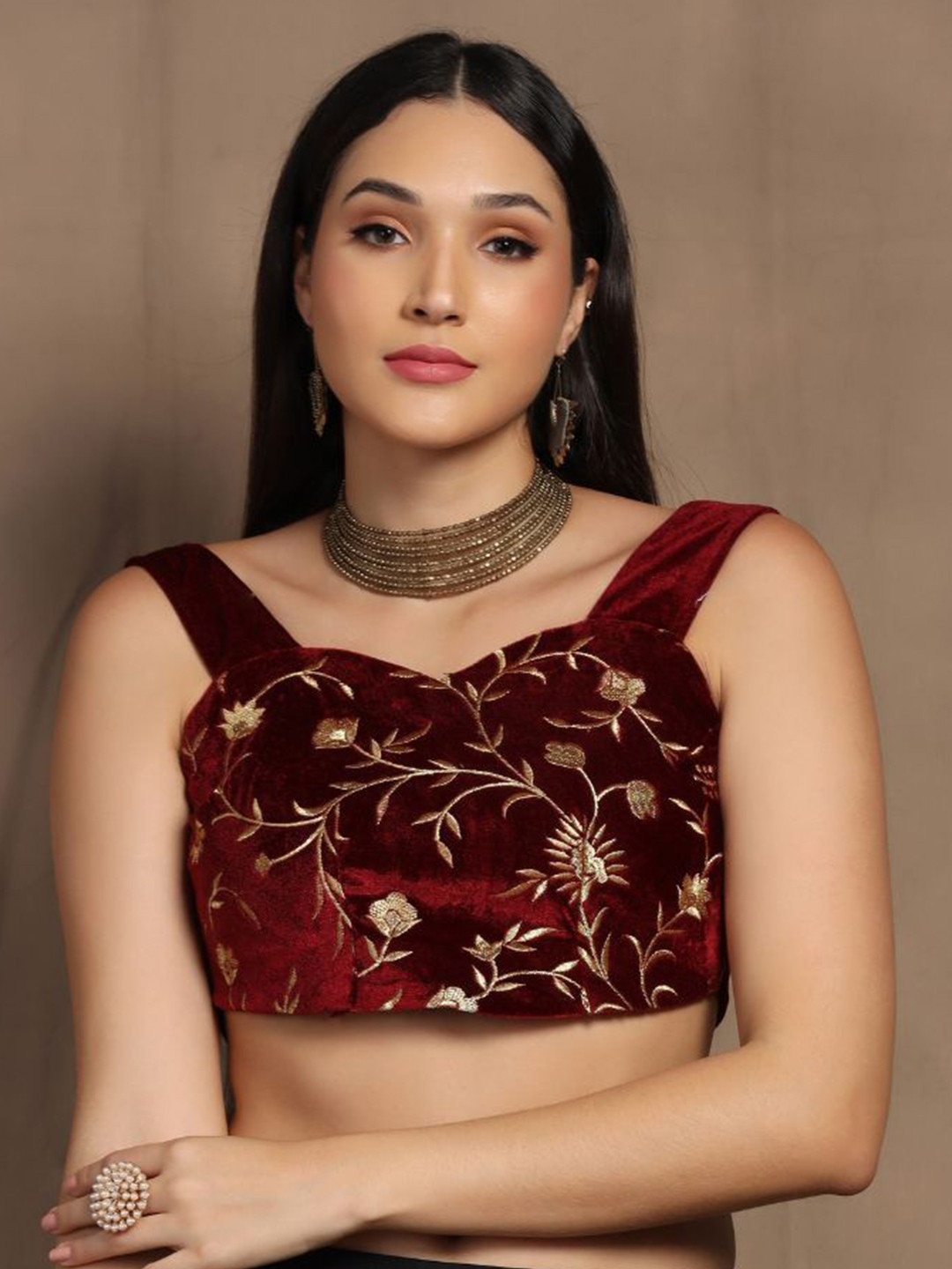 SHADES OF FAASHION Women Embellished Embroidered Sweetheart Neck Cotton Top