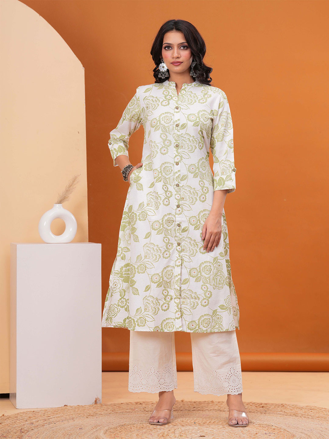 Karaveera Women Floral Printed A-Line Kurta