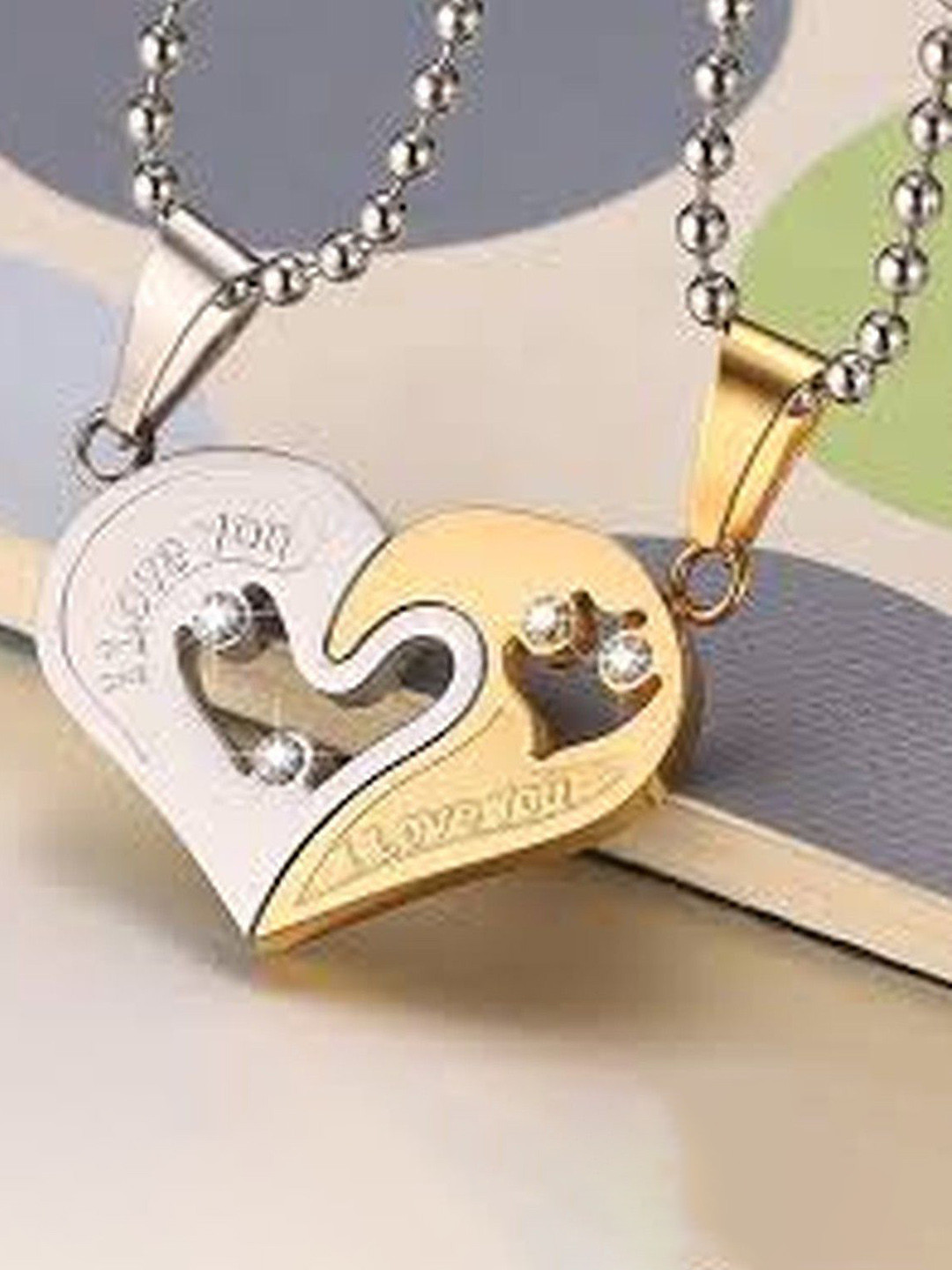 Crazy Fashion Unisex Broken Heart Shaped Pendants with Chains