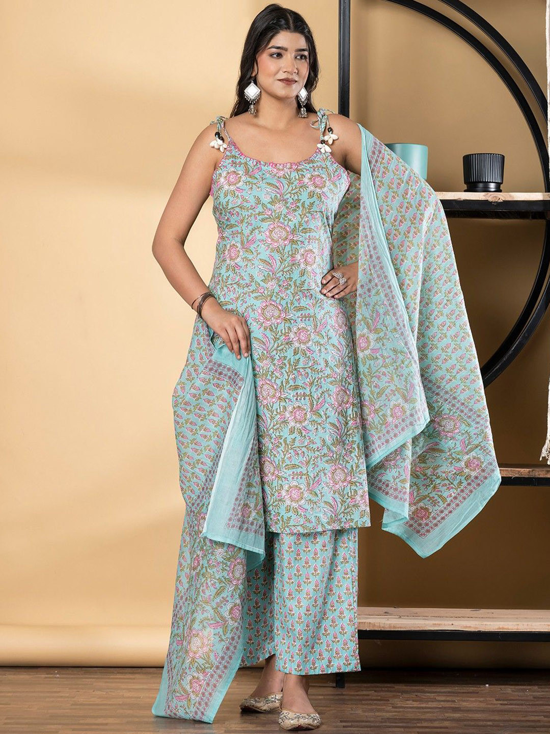 Readiprint Floral Printed Sleeveless Pure Cotton Kurta With Palazzos & Dupatta