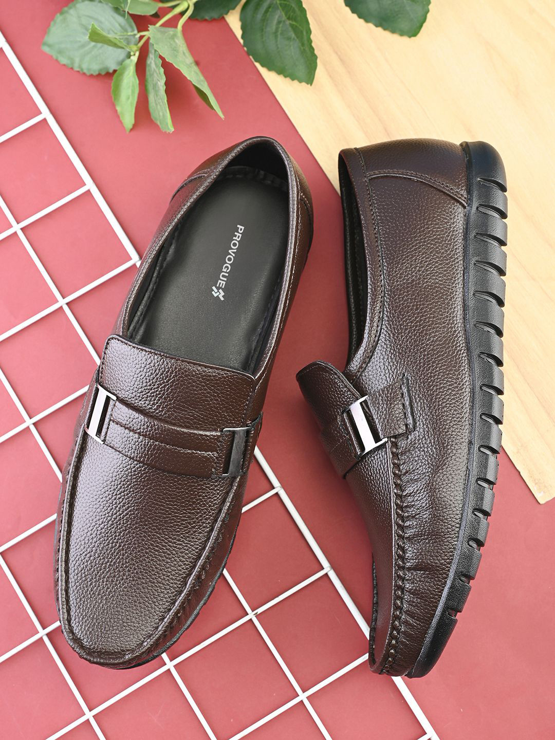 Provogue Men Solid Lightweight Regular Penny Loafers With Buckles