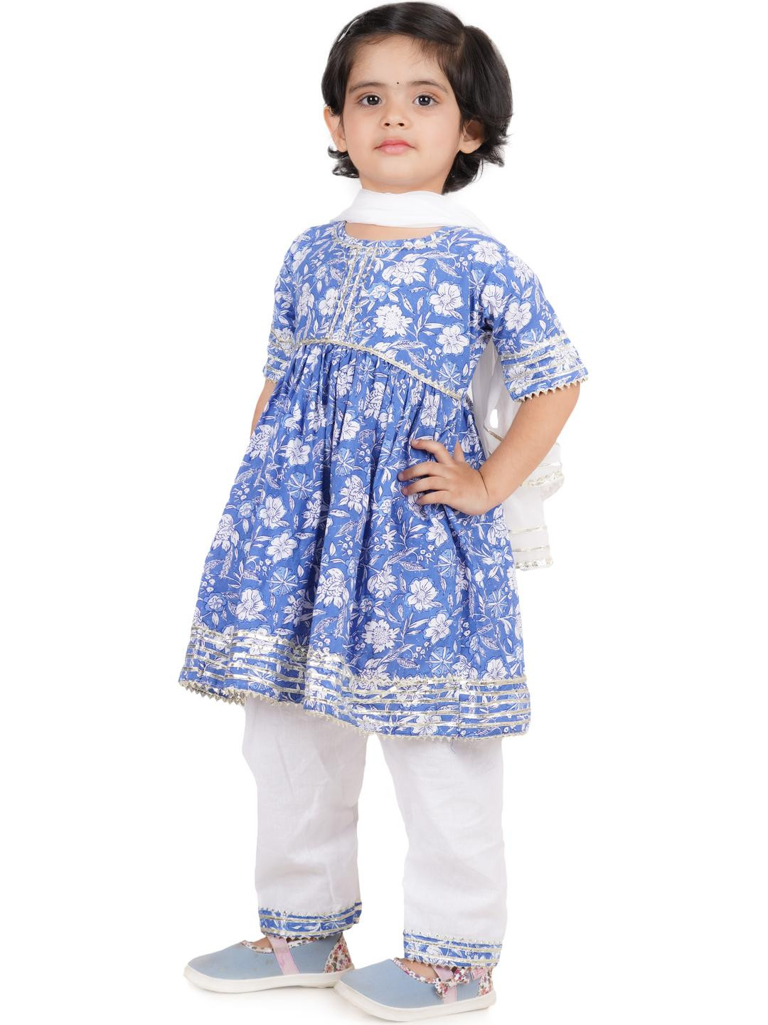 Little Dreams Baby Girls Floral Printed Kurta & Trousers Set with Dupatta