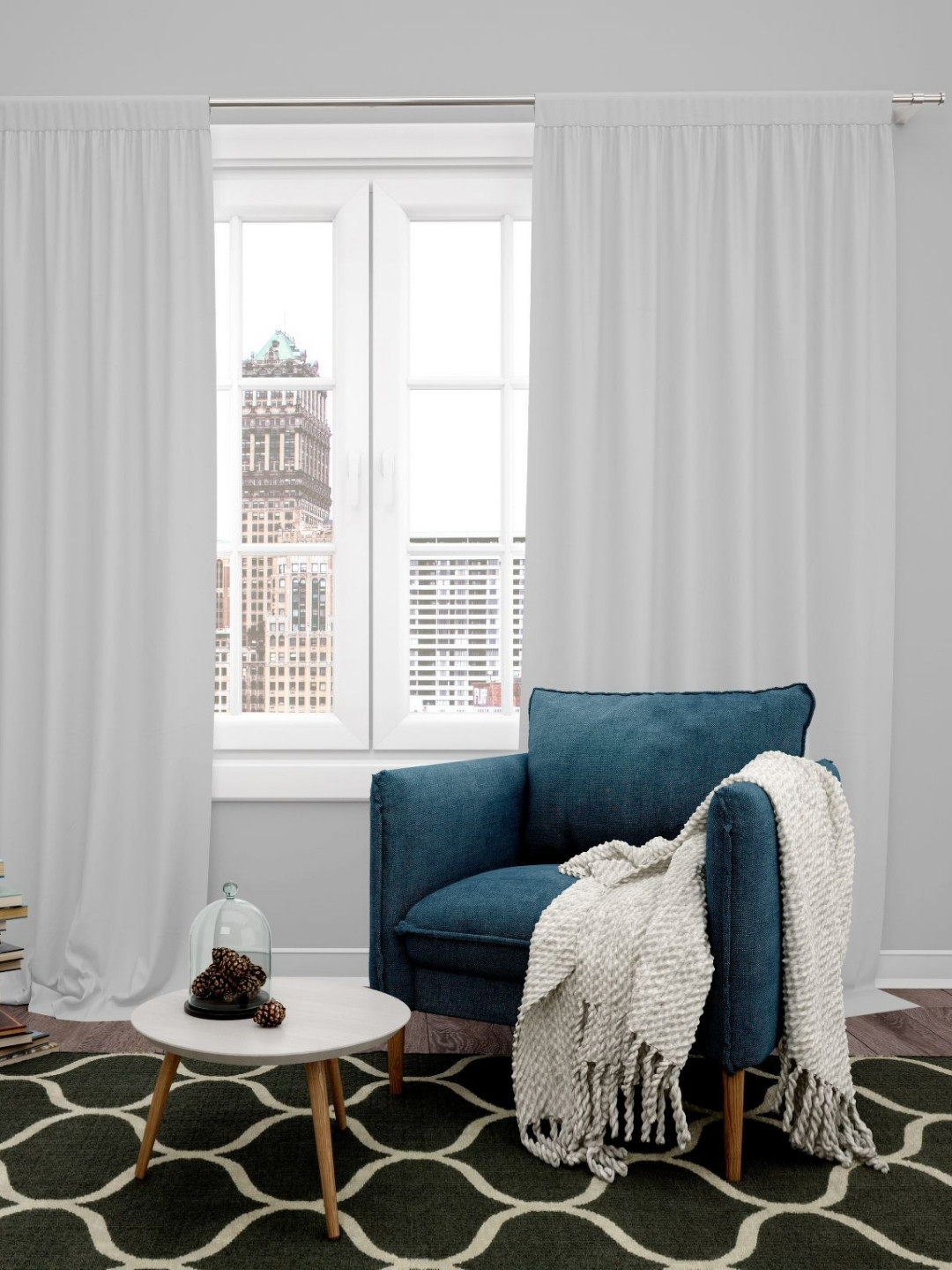 Parda Online Silver-Toned Black Out Window Curtain