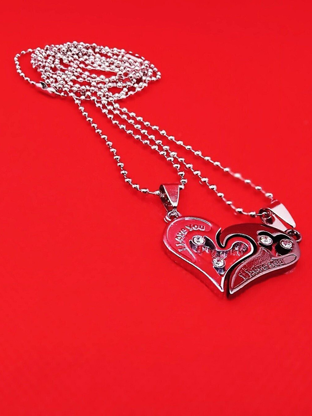 J.S ENTERPRISES Unisex Heart Shaped Pendants with Chains