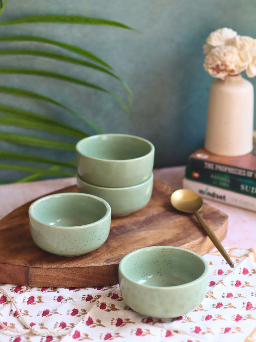 WEAVING HOMES Set Of 4 Green Ceramic Dip Bowl
