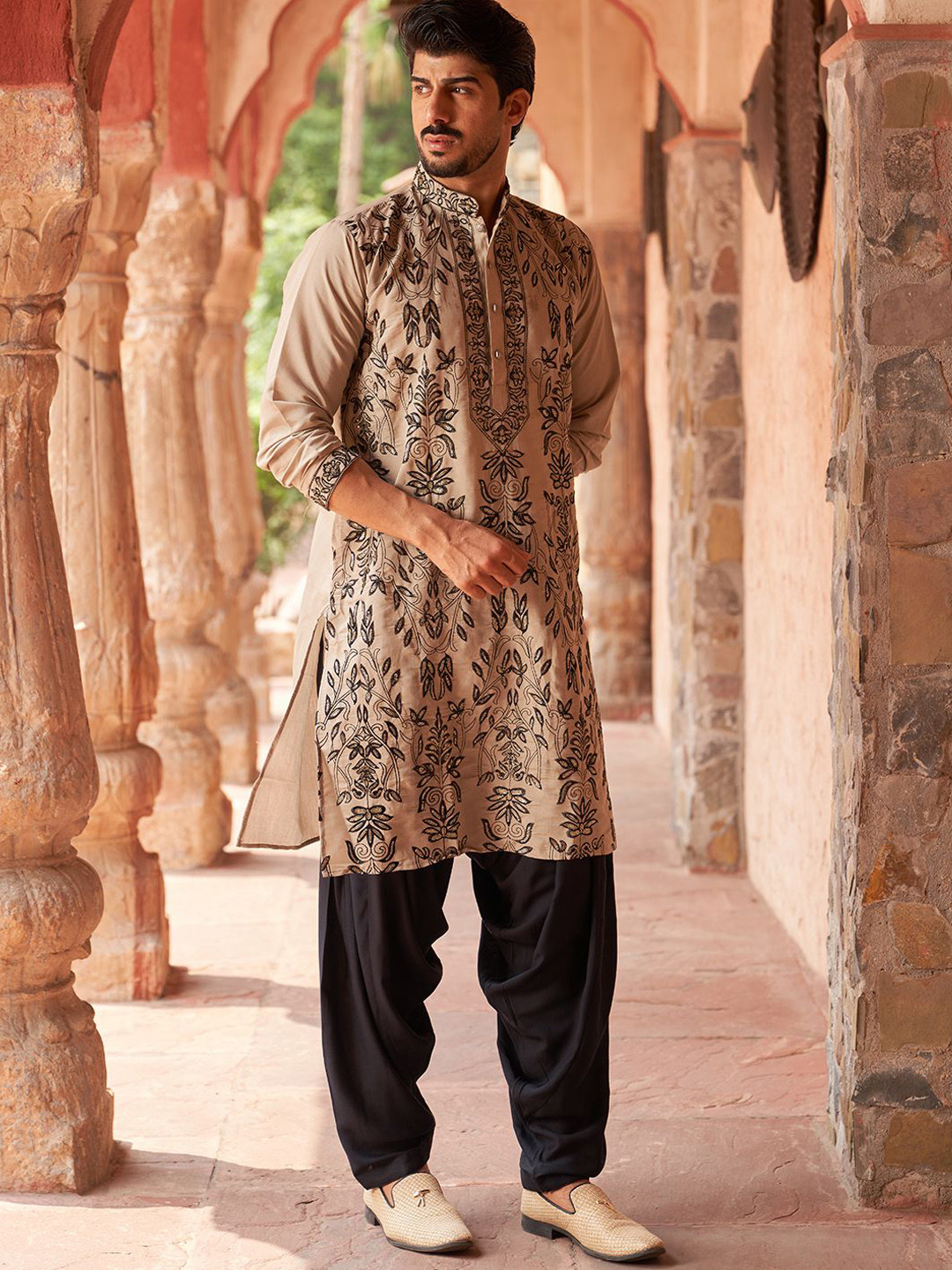 Jompers Floral Embroidered Sequinned Mandarin Collar Kurta With Salwar