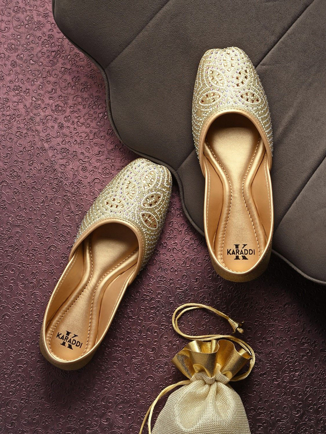 KARADDI Gold Confortable & Lightweight Flats