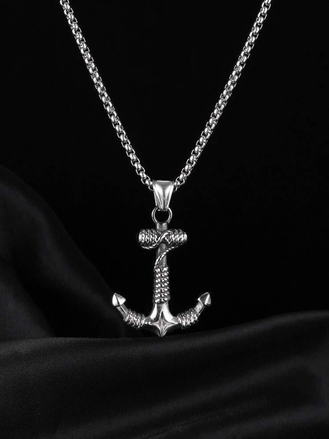 J.S ENTERPRISES Contemporary Pendant with Chain