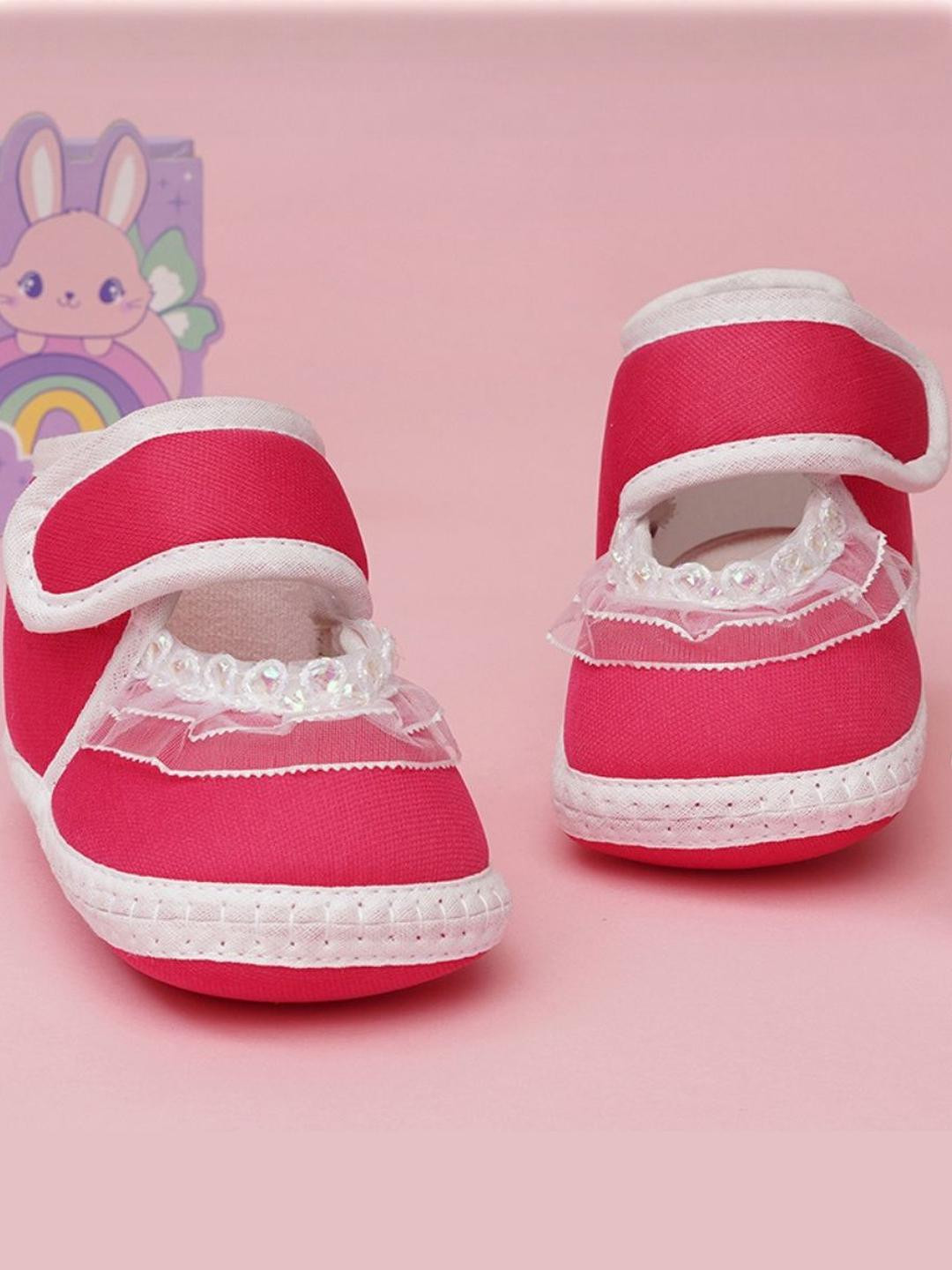 NESKA MODA Girls Pink Cotton Booties