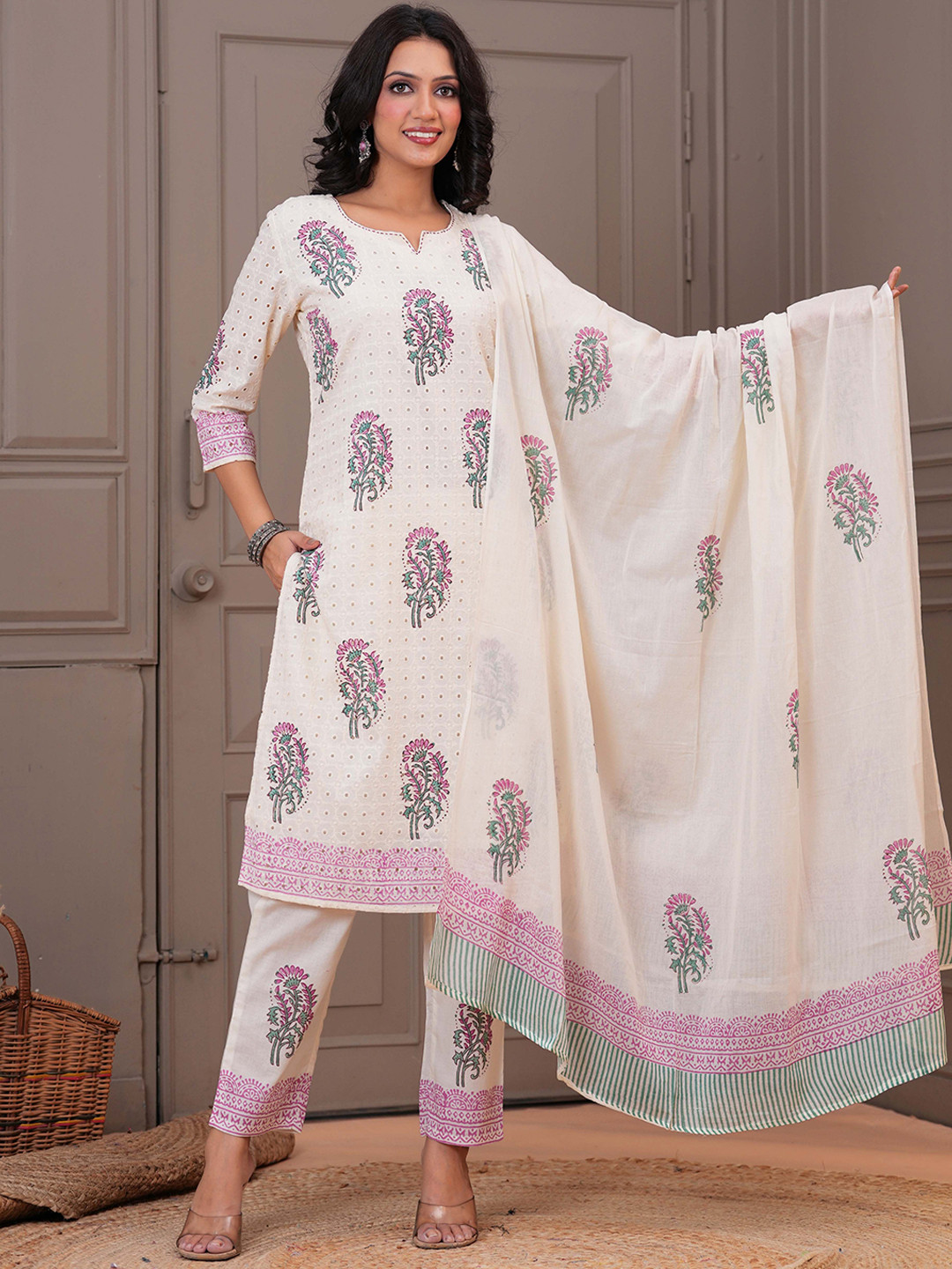 Karaveera Women Ethnic Motifs Pure Cotton Kurta with Trousers & With Dupatta