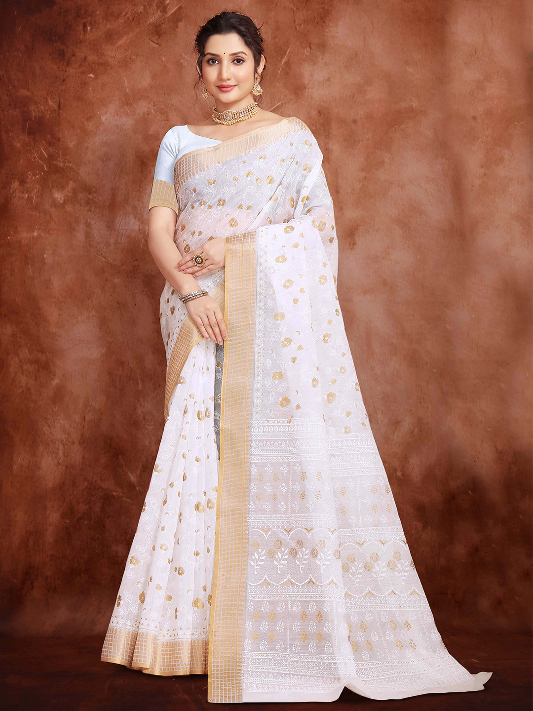 Rare Bello Woven Design Gadwal Saree