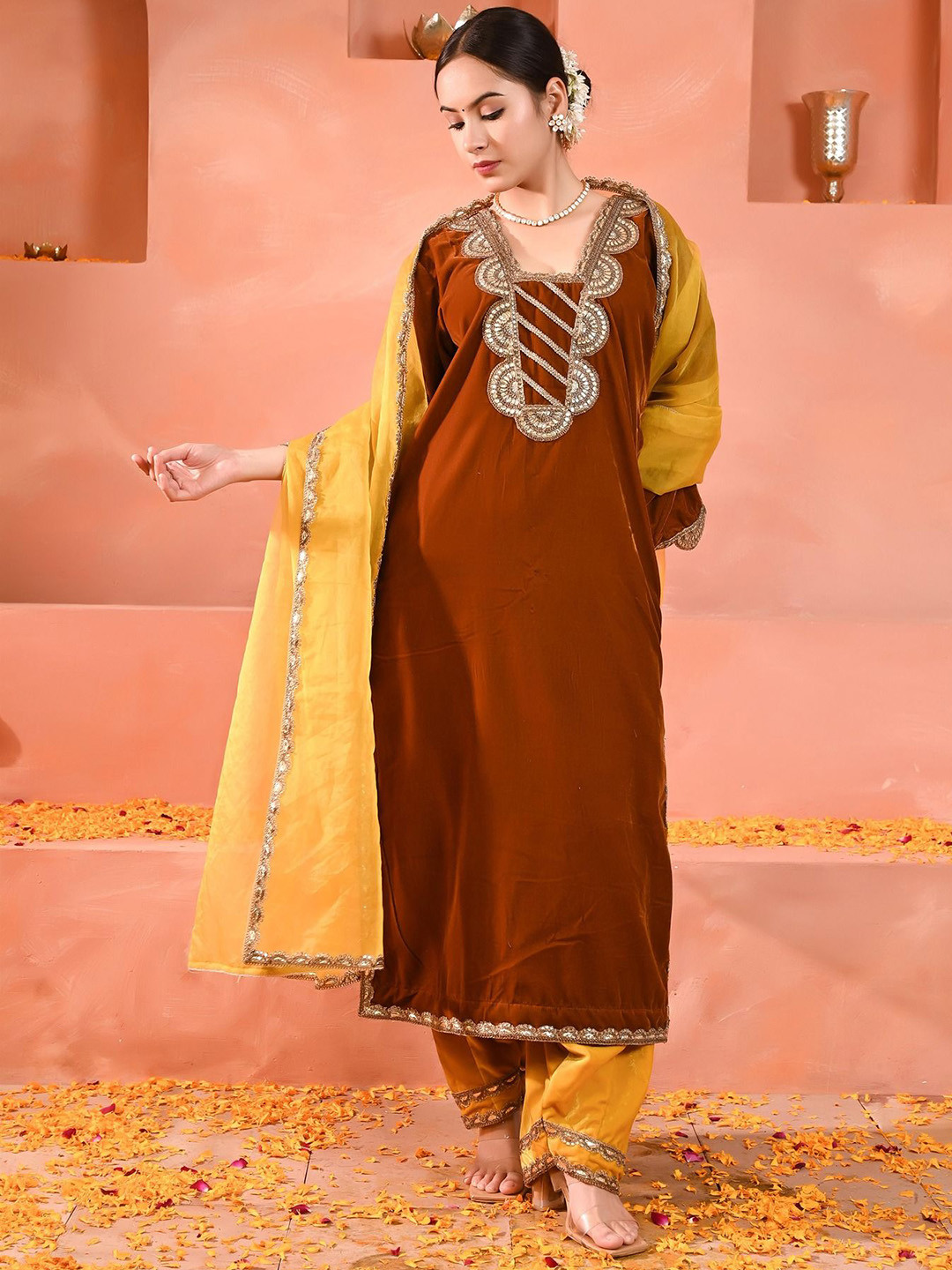 ANISH BY AHINSA Floral Yoke Design Square Neck Velvet Straight Kurta & Salwar With Dupatta