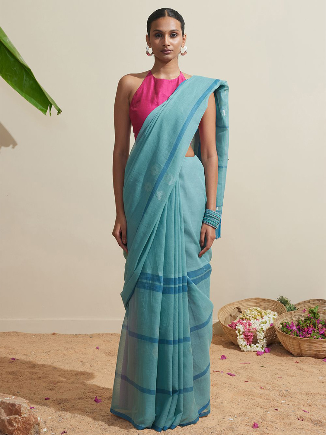Dressfolk Solid Pure Cotton Jamdani Saree