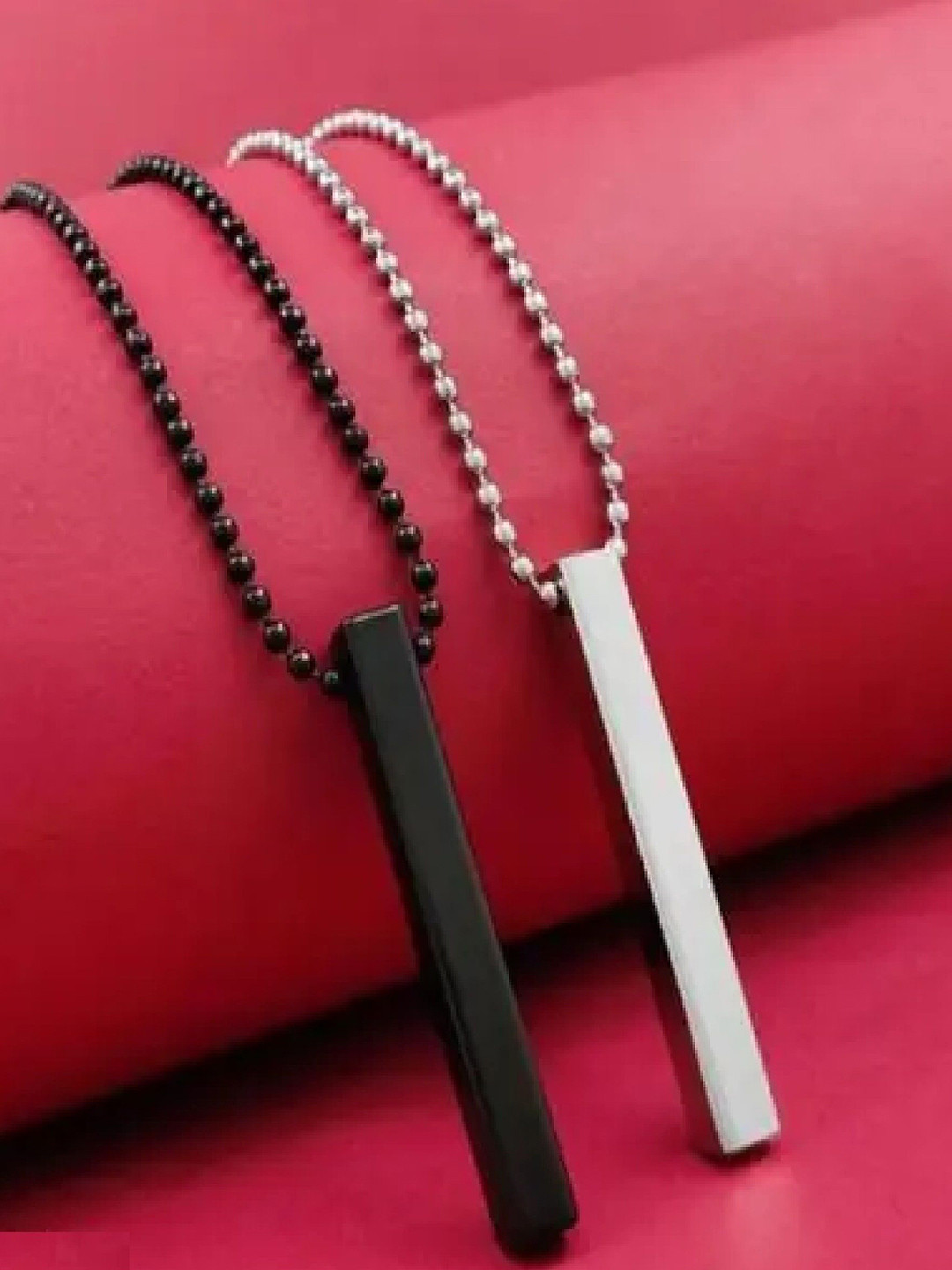 Crazy Fashion RT FAS Unisex Set Of 2 Geometric Pendants With Chain