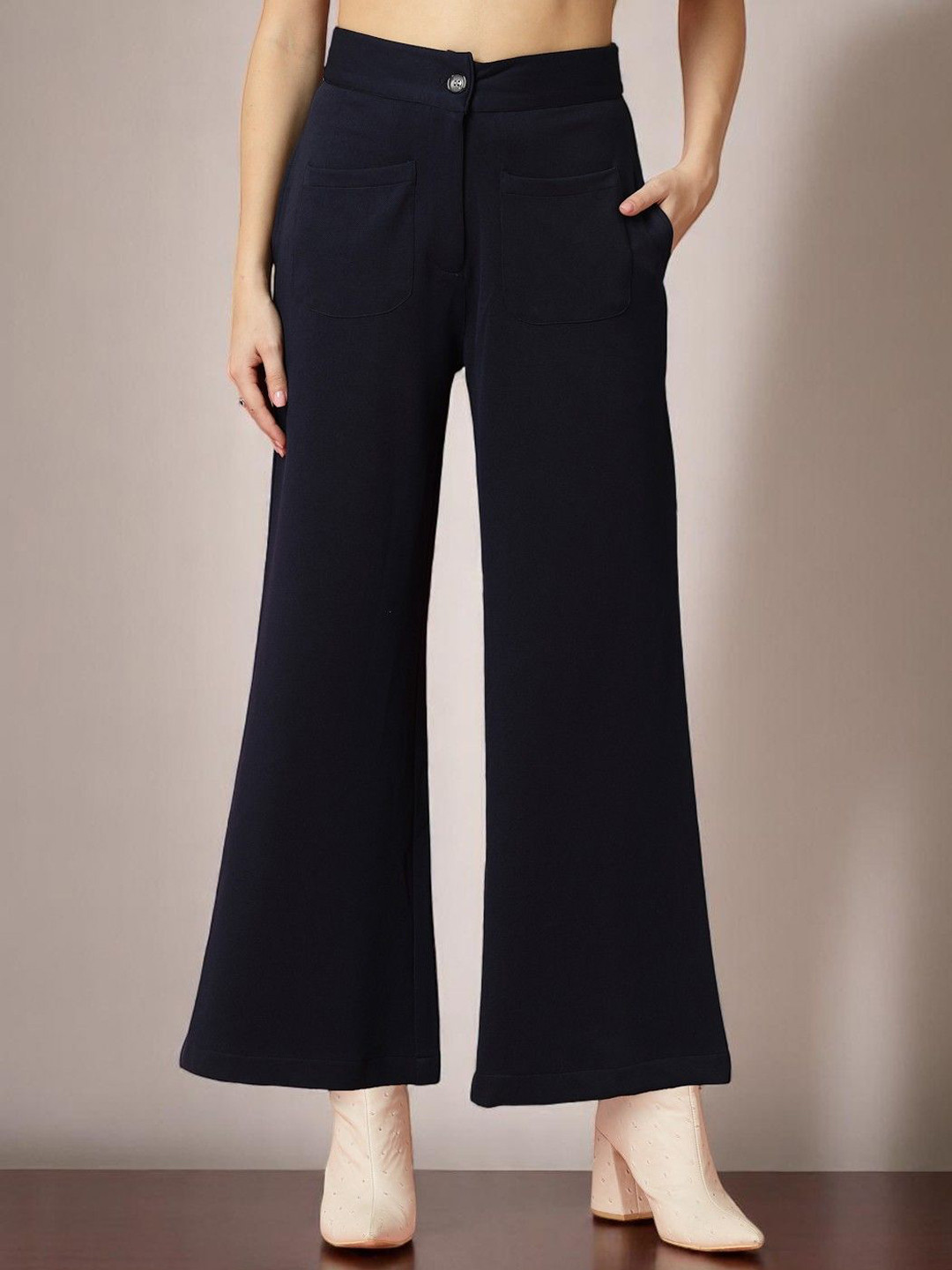 OOMPH! FACTOR Women Regular Fit Mid-Rise Bootcut Trousers