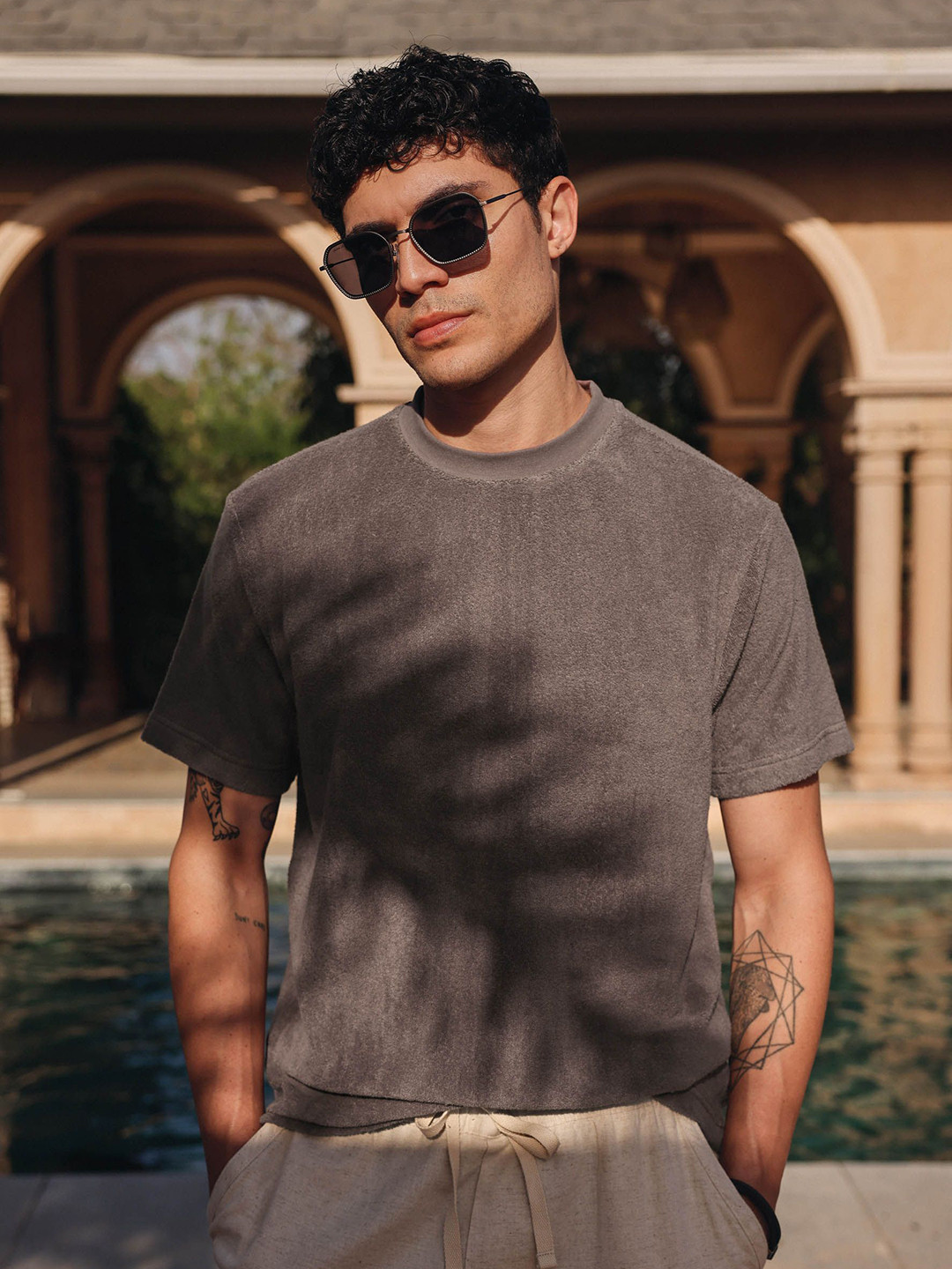 PRIMAL GRAY Men Solid Round Neck T-shirt