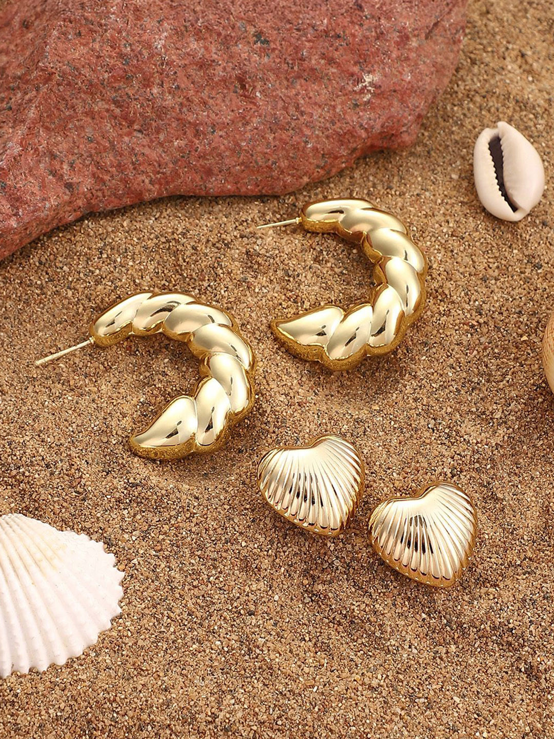 SOHI Everyday Set Of 2 Gold Plated Contemporary Studs Earrings