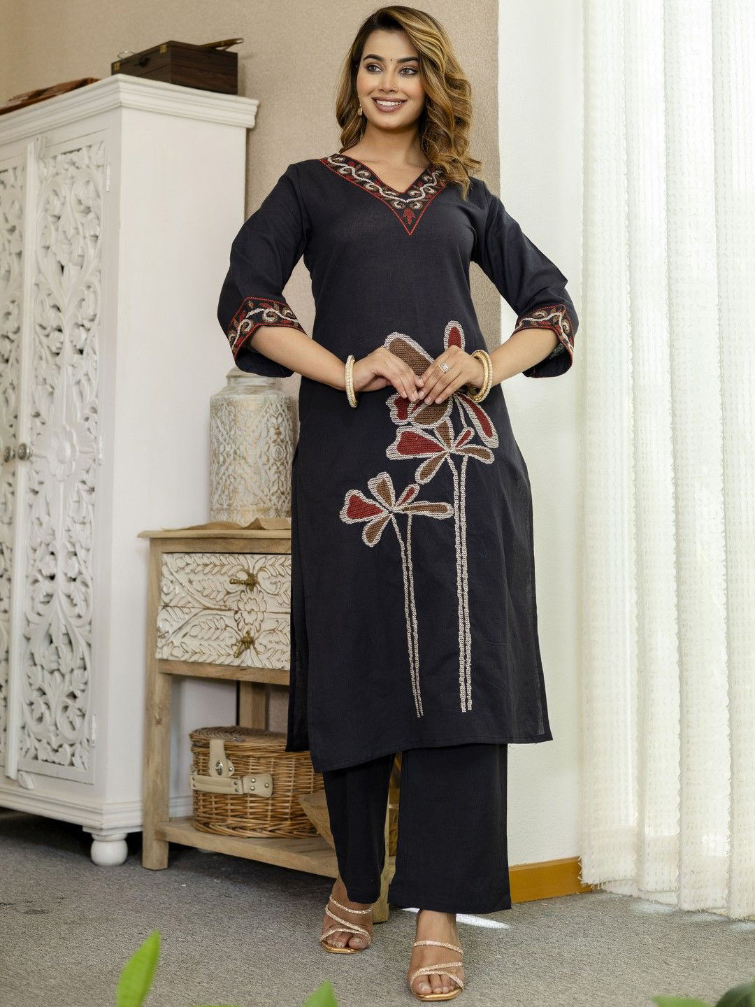 AUTUMN LANE Women Samiha Raven Embroidery Cotton Kurta Pant Set