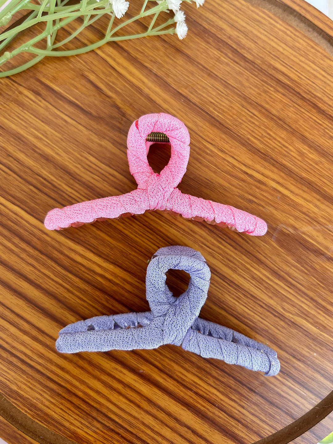 Radhya Accessories Women Set of 2 Fabric Wrapped Acrylic Infinity Hair Claws