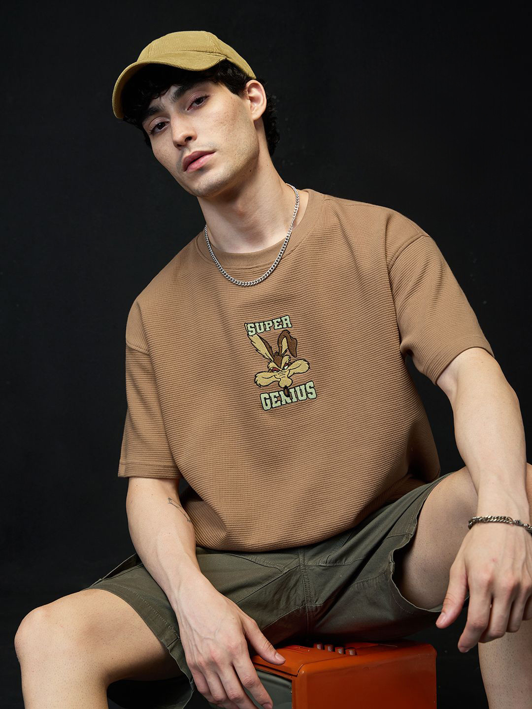 The Souled Store Men Looney Tunes Graphic Embroidered Cotton Oversized T-shirt