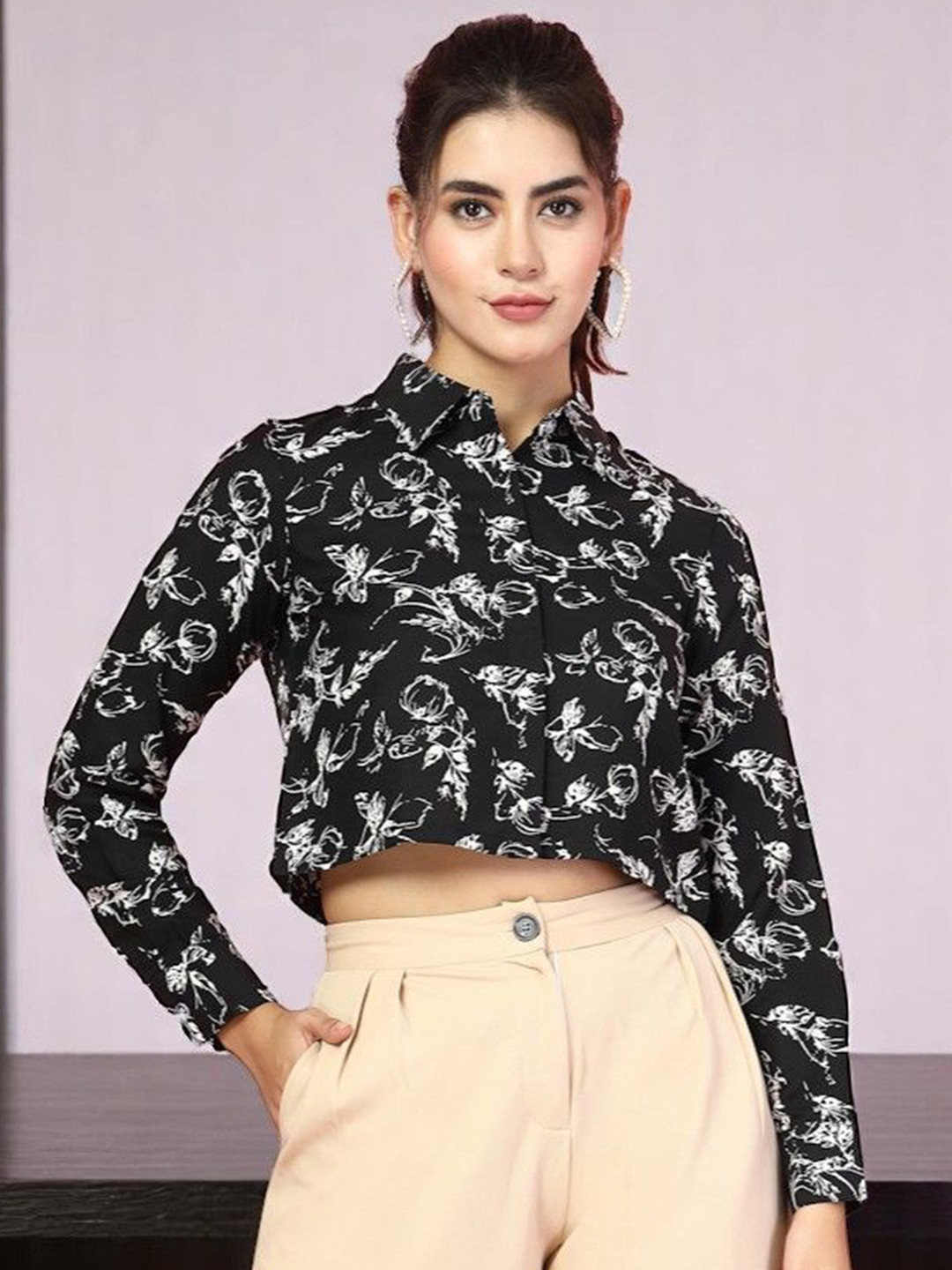 OOMPH! FACTOR Printed Cutaway Collar Crop Shirt