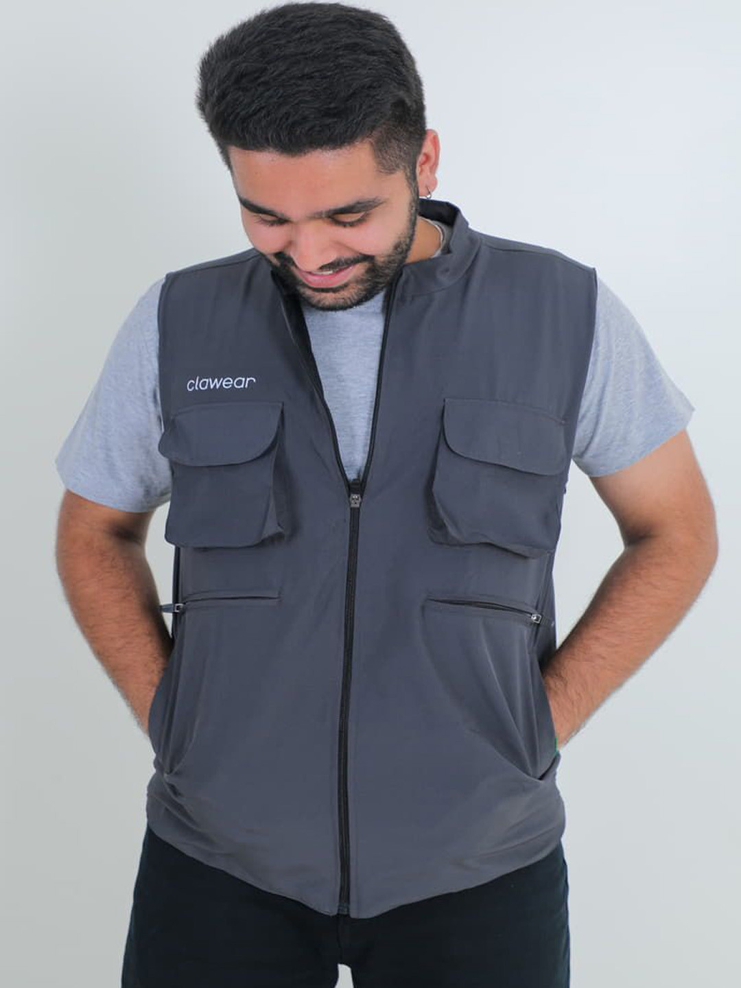 Clawear Corbett Collarless Sleeveless Sporty Jacket