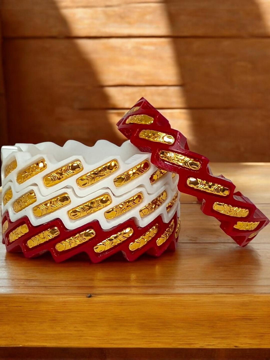 TANVI J Plastic Gold-plated Zig-Zag Shakha Pola, Red and White Combo