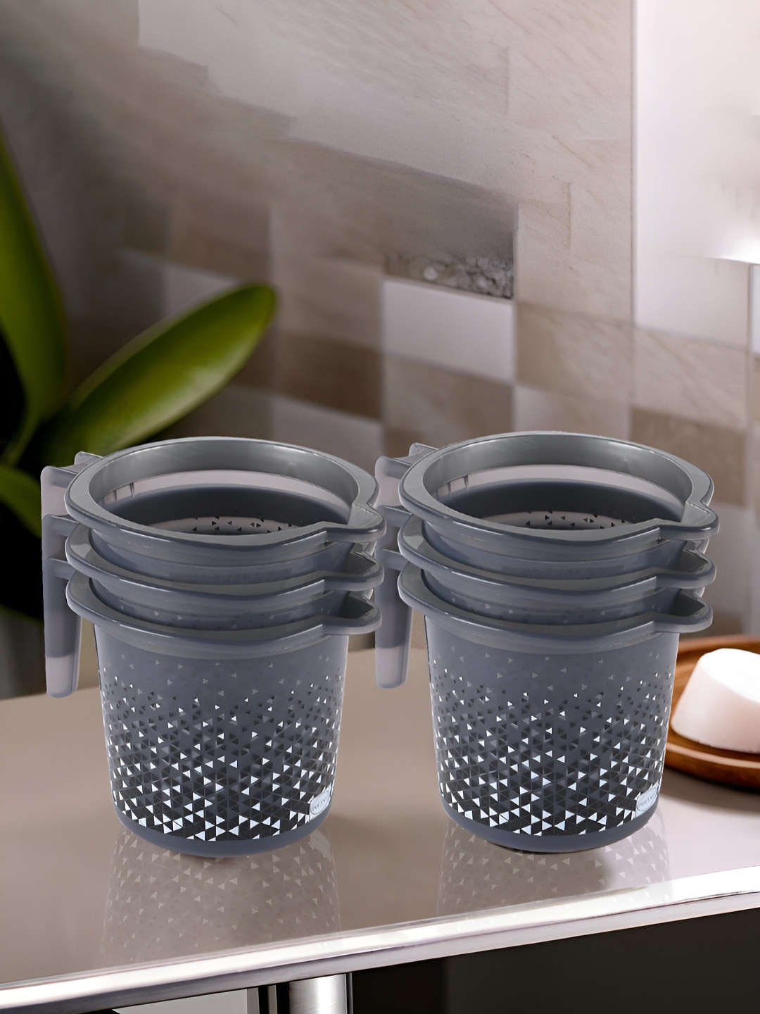 Aura Black Pack of 6 Multi-Functional 1.5 Liter Plastic Mug for Bathroom