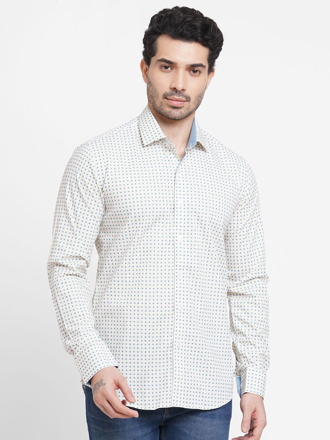 15 BUTTONS Men Comfort Fit Geometric Printed Spread Collar Cotton Casual Shirt