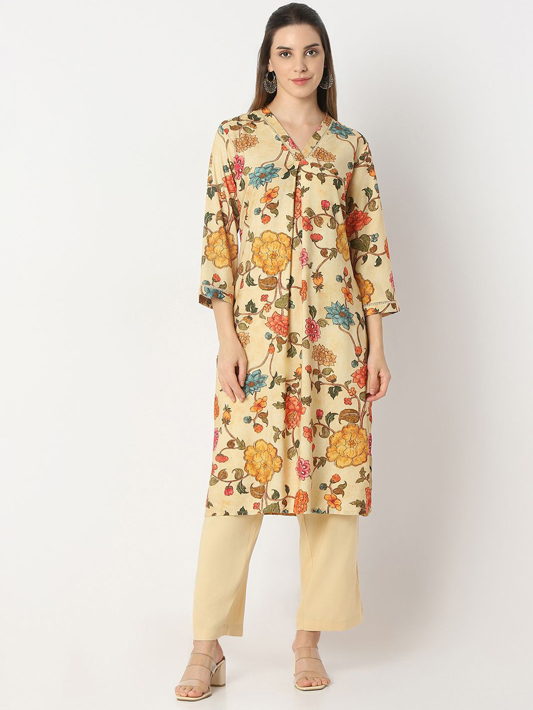 NYLANGAN Women Floral Printed Pure Cotton Kurti And Trousers