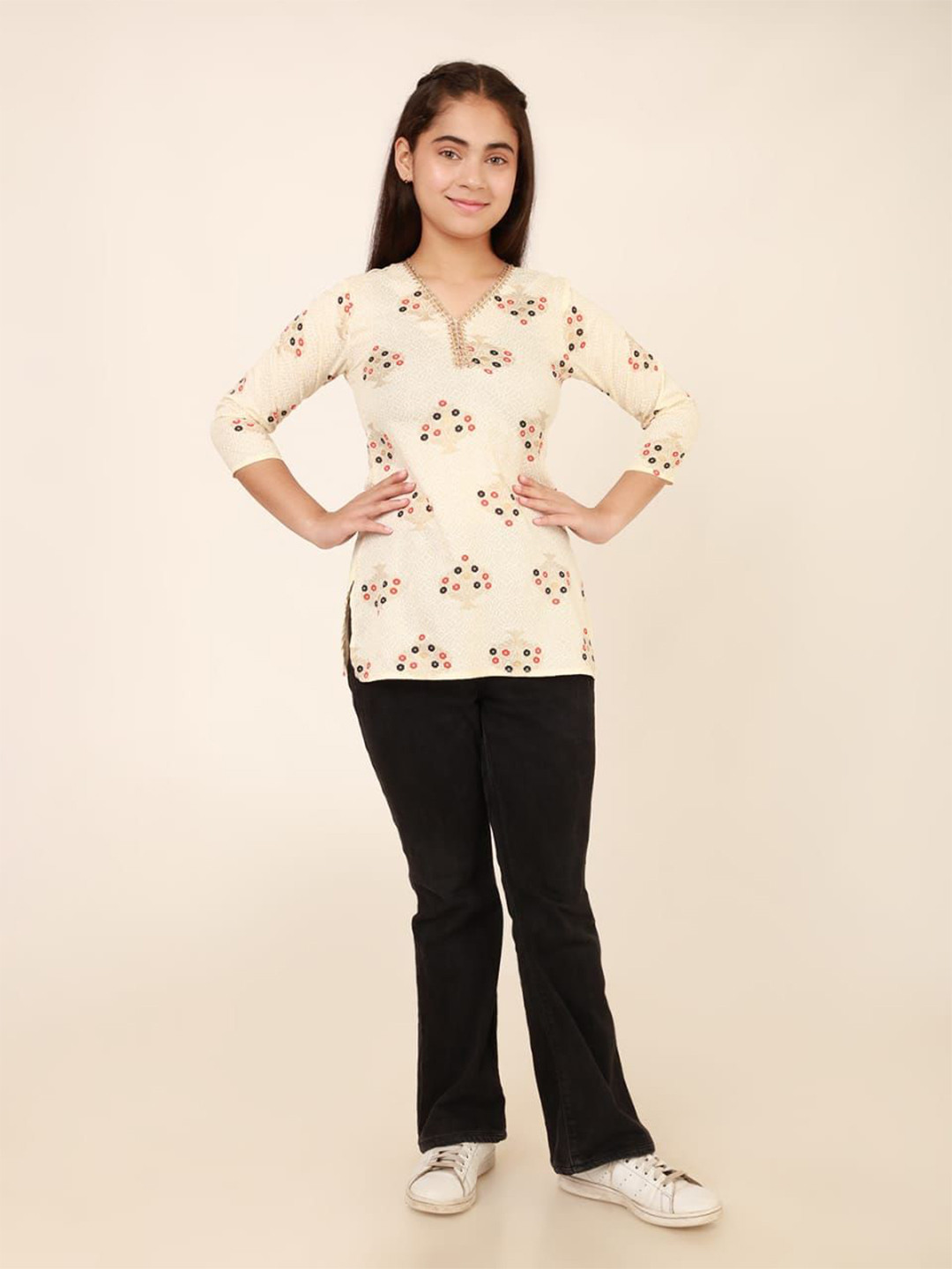 Galad Girls Floral Printed V-Neck Pure Cotton Kurti