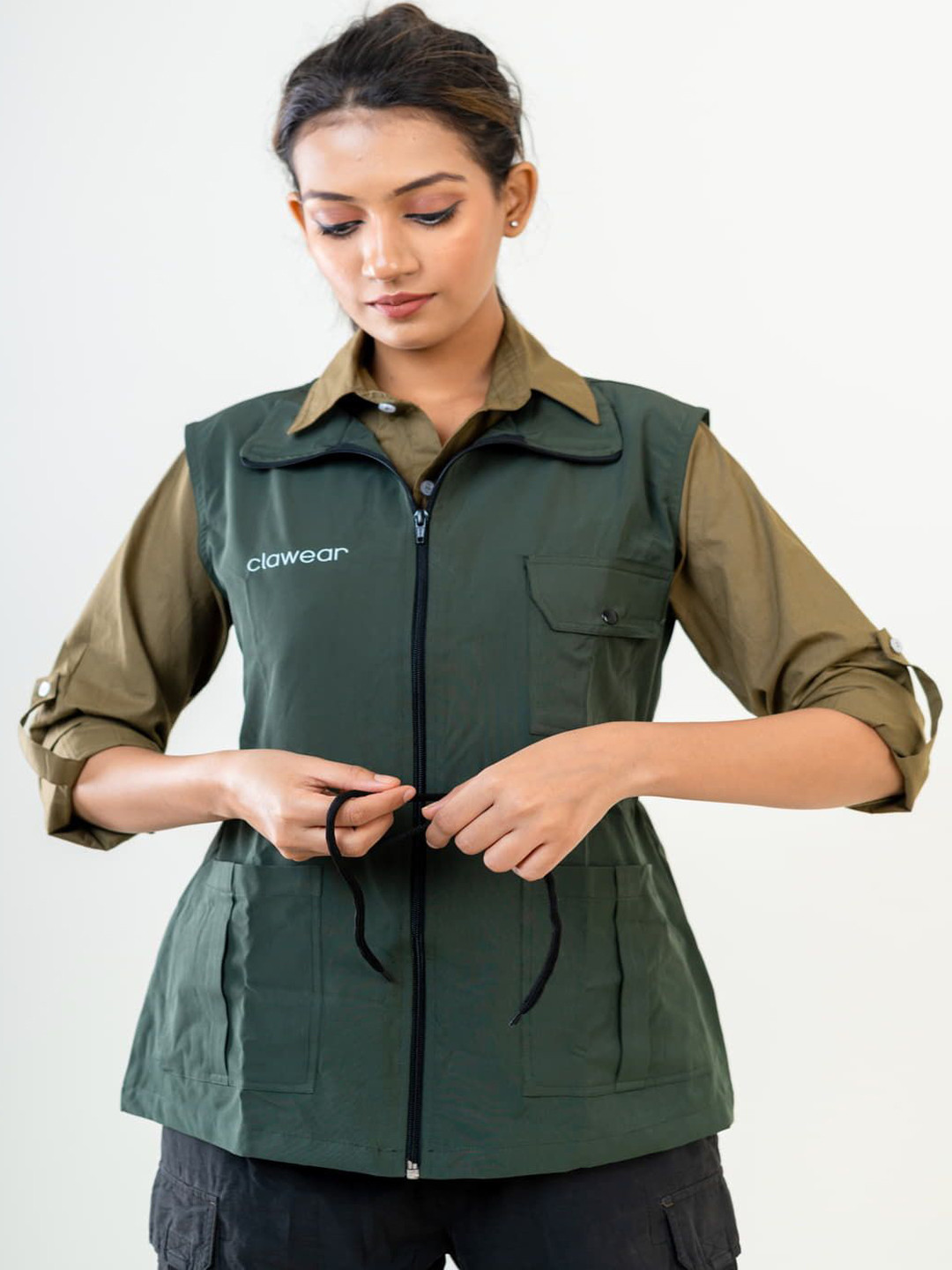 Clawear Sundarbans Collarless Sleeveless Sporty Jacket