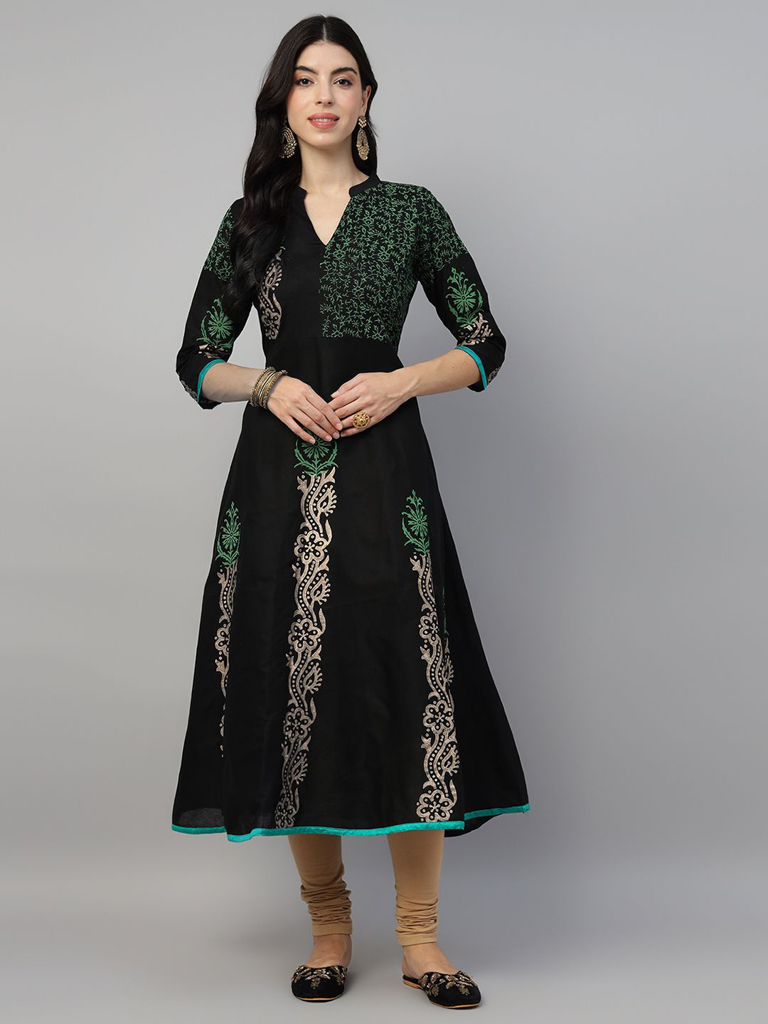 CROESUS Women Floral Thread Work Anarkali Kurta
