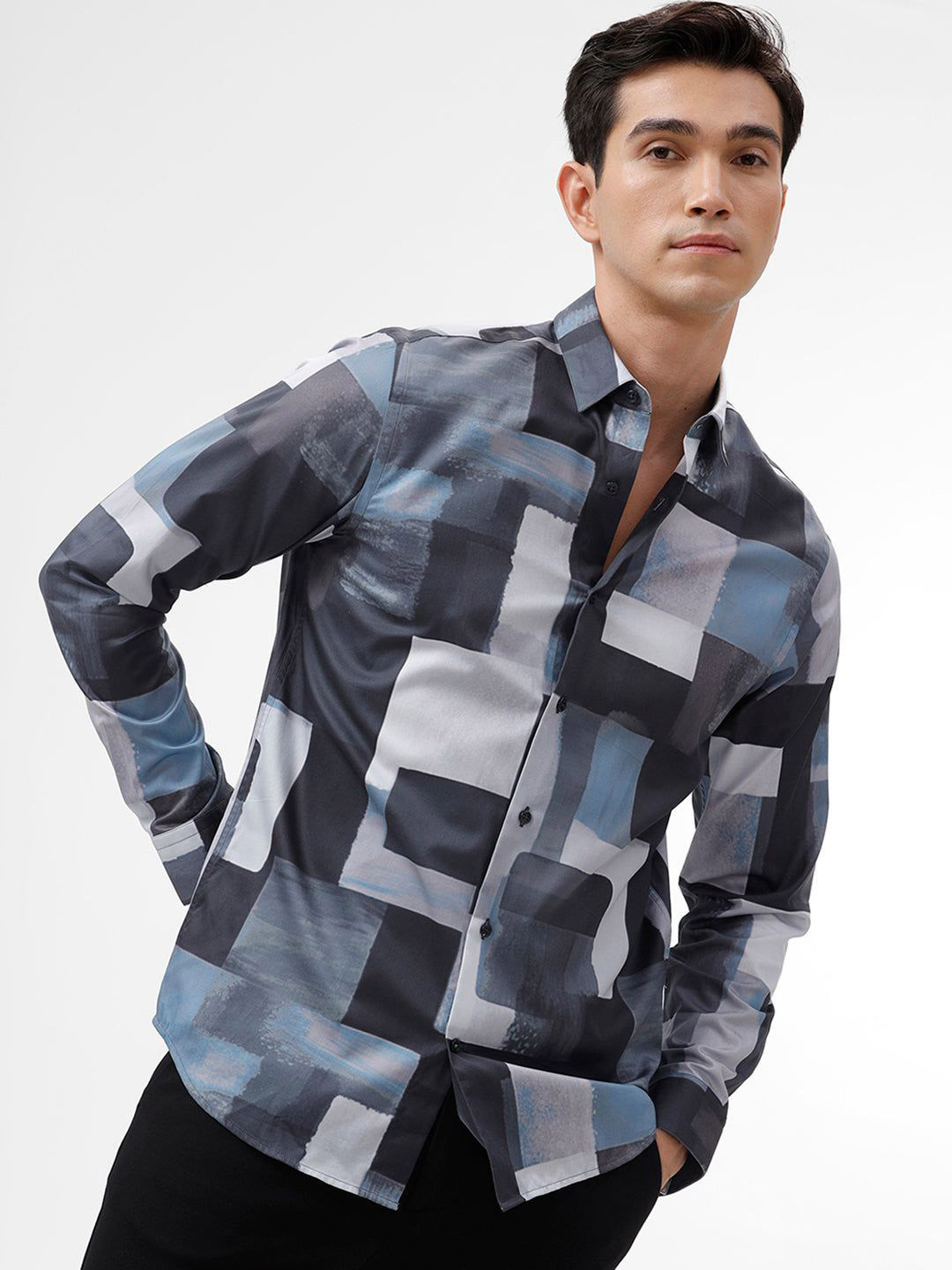 The Collection Geometric Printed Spread Collar Classic Slim Fit Cotton Shirt