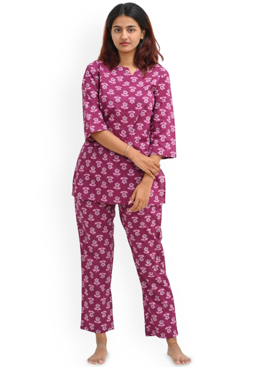 30 Looks Women Mulberry Purple Cotton Floral Printed Top & Pyjamas Night suit