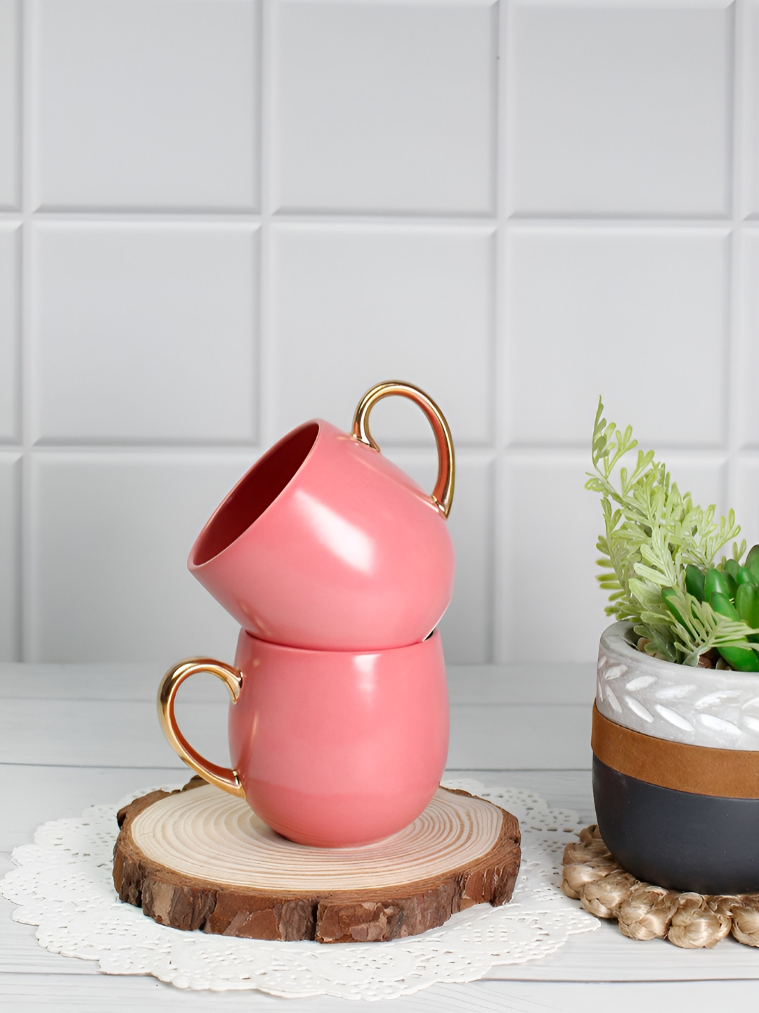 Vola Global LLP 3D Astronaut Pink Porcelain Microwave Safe 2 Piece Mug-180ml