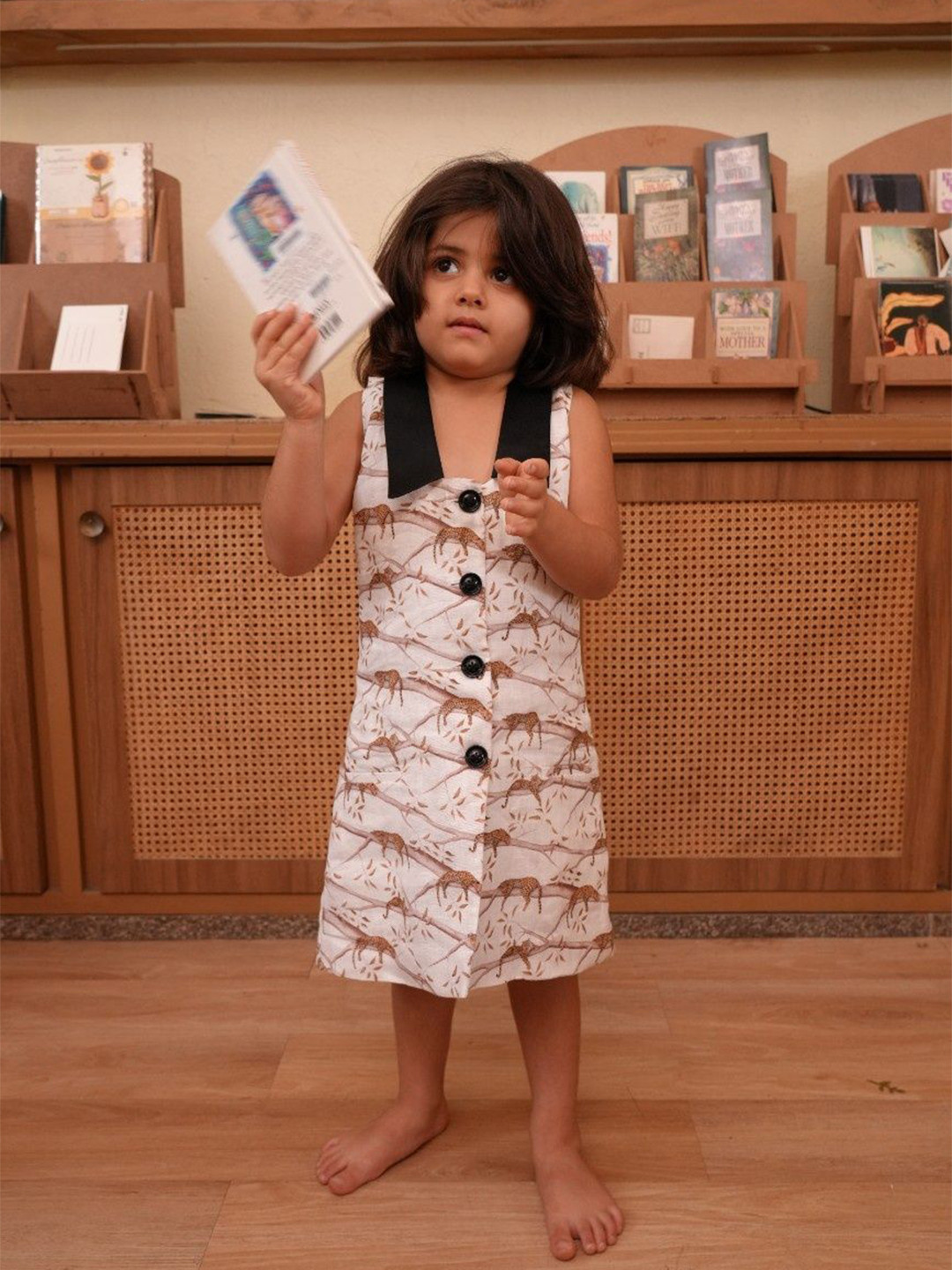 Funny Bones The Mystic Felines Printed Pure Linen BLazer Dress