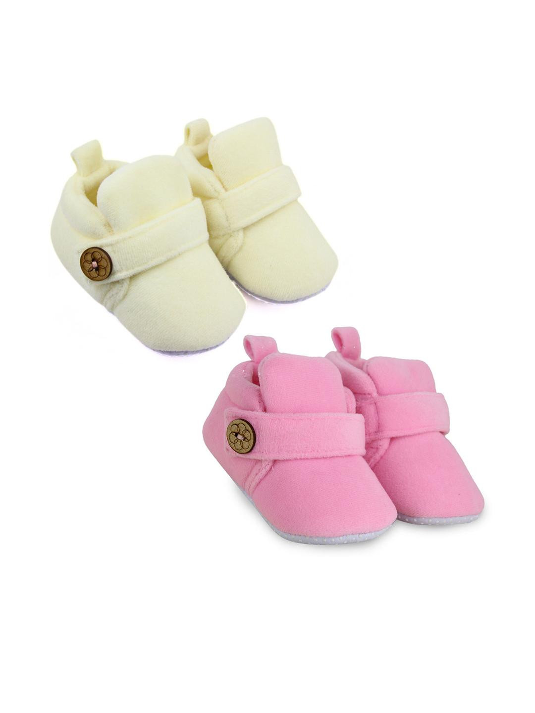 NESKA MODA Set Of 2 Pair Baby Boys & Baby Girls 6 To 12 Months Velvet Velcro Booties