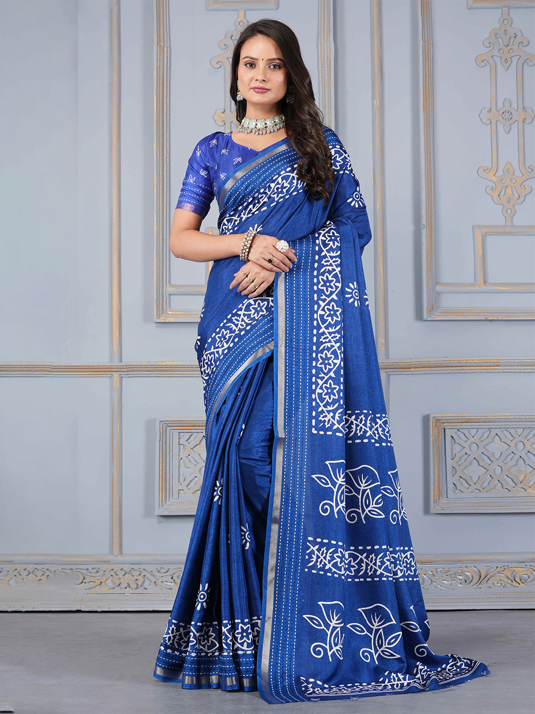 STAVA CREATION Batik Printed Zari Saree