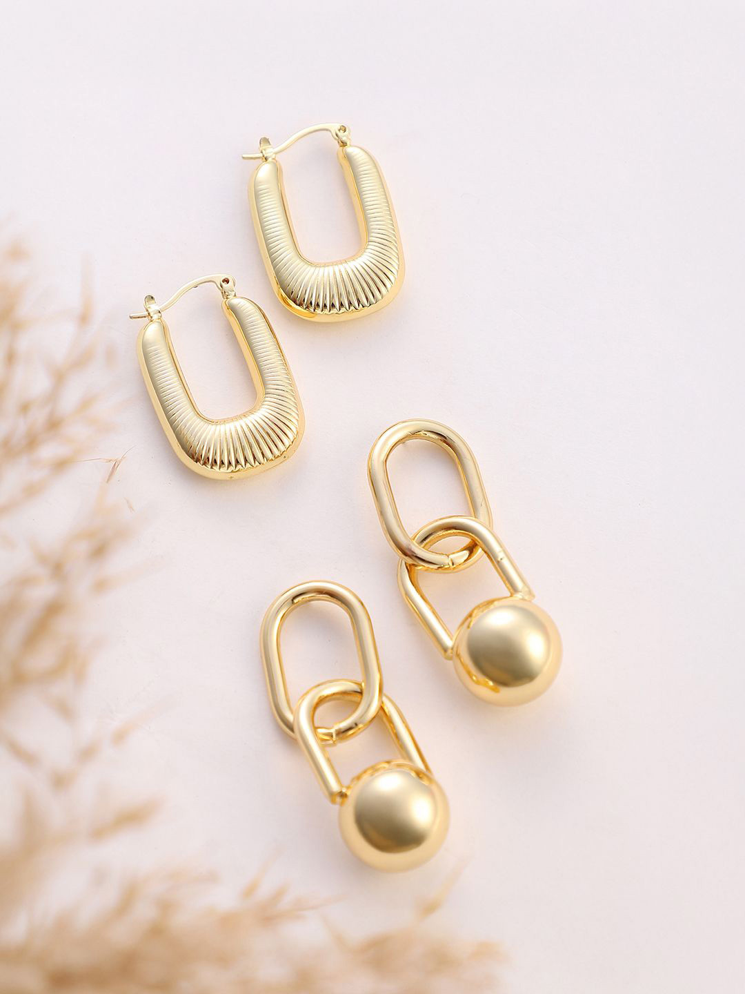 SOHI Simplicity Set Of 2 Gold-Plated Contemporary Drop Earrings