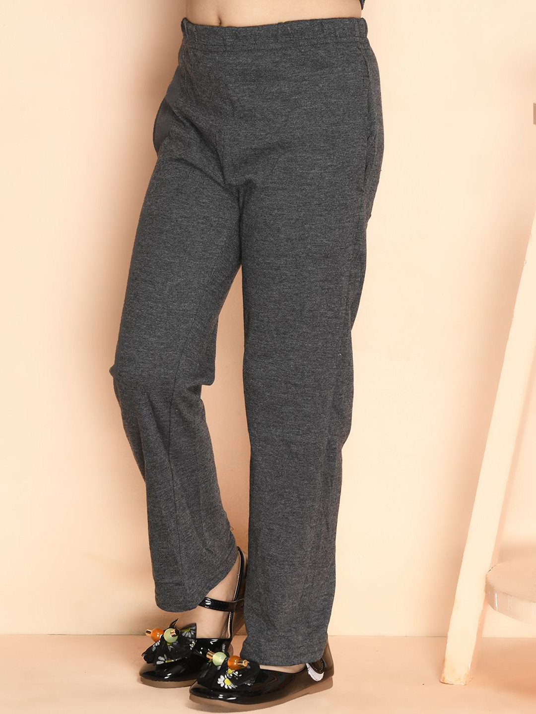 Kids Cave Girls Solid Relaxed Fit Mid-Rise Casual Regular Trouser