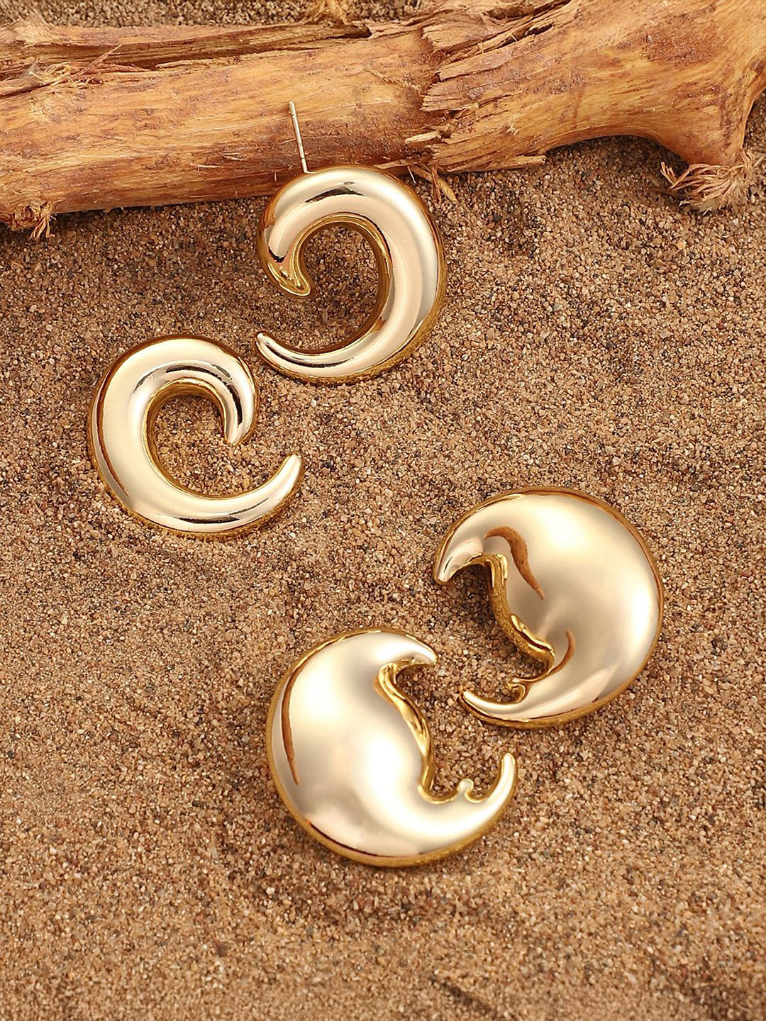 SOHI Moonchild Set Of 2 Gold-Plated Contemporary Drop Earrings