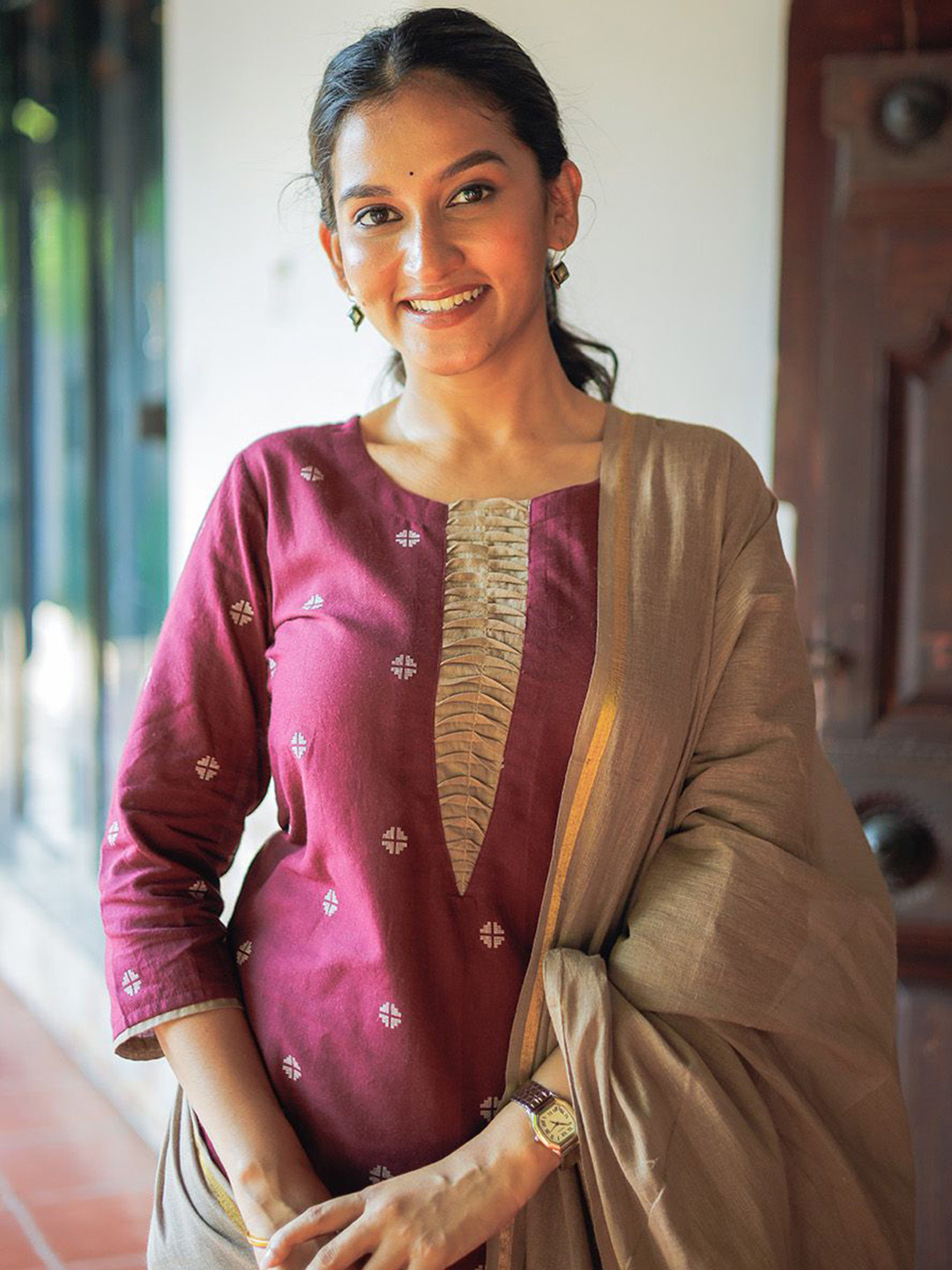 Vastara the Label Women Woven Design Cotton Kurta with Trousers & Dupatta